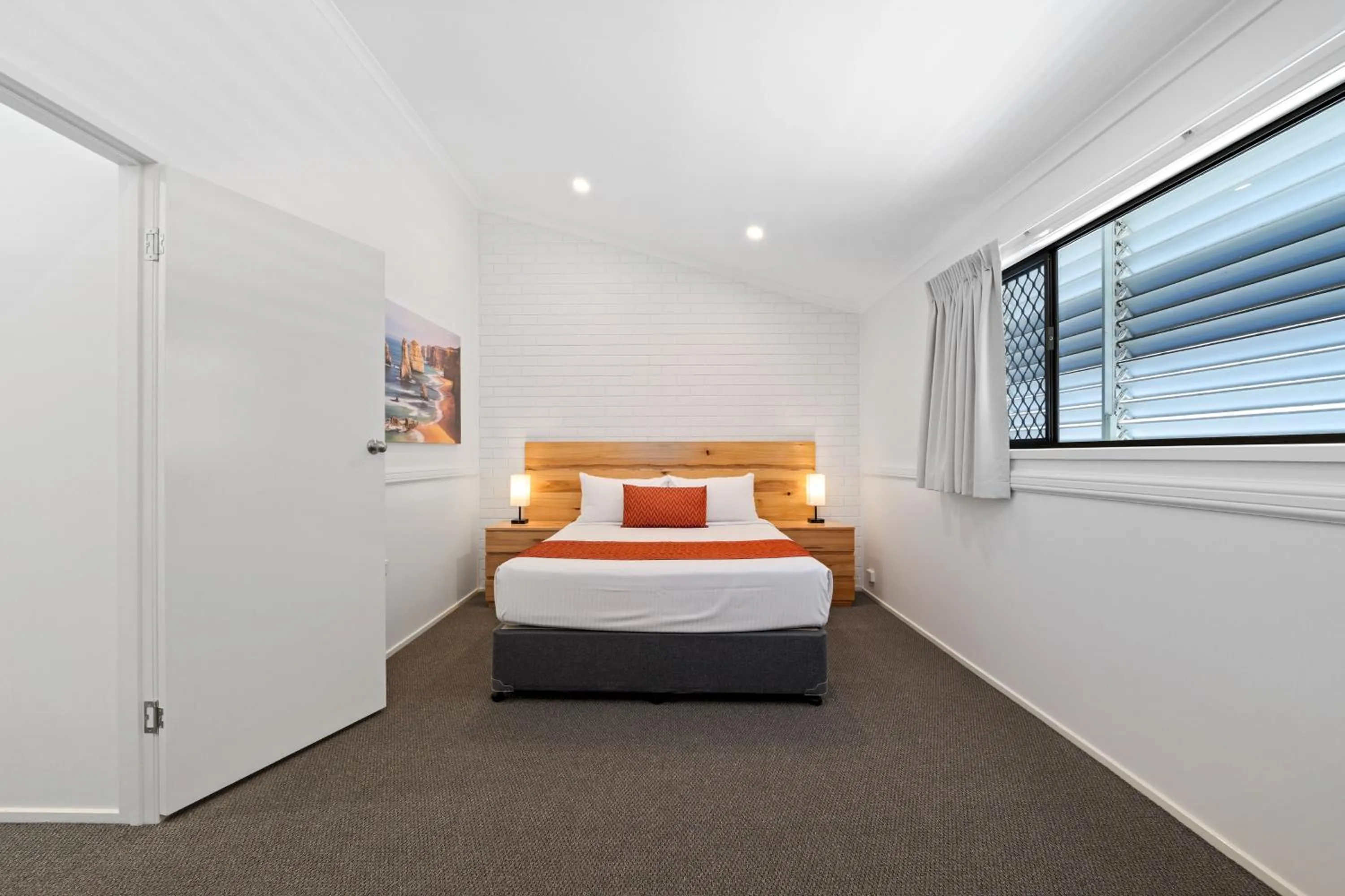 Bed in Villa Mirasol Motor Inn