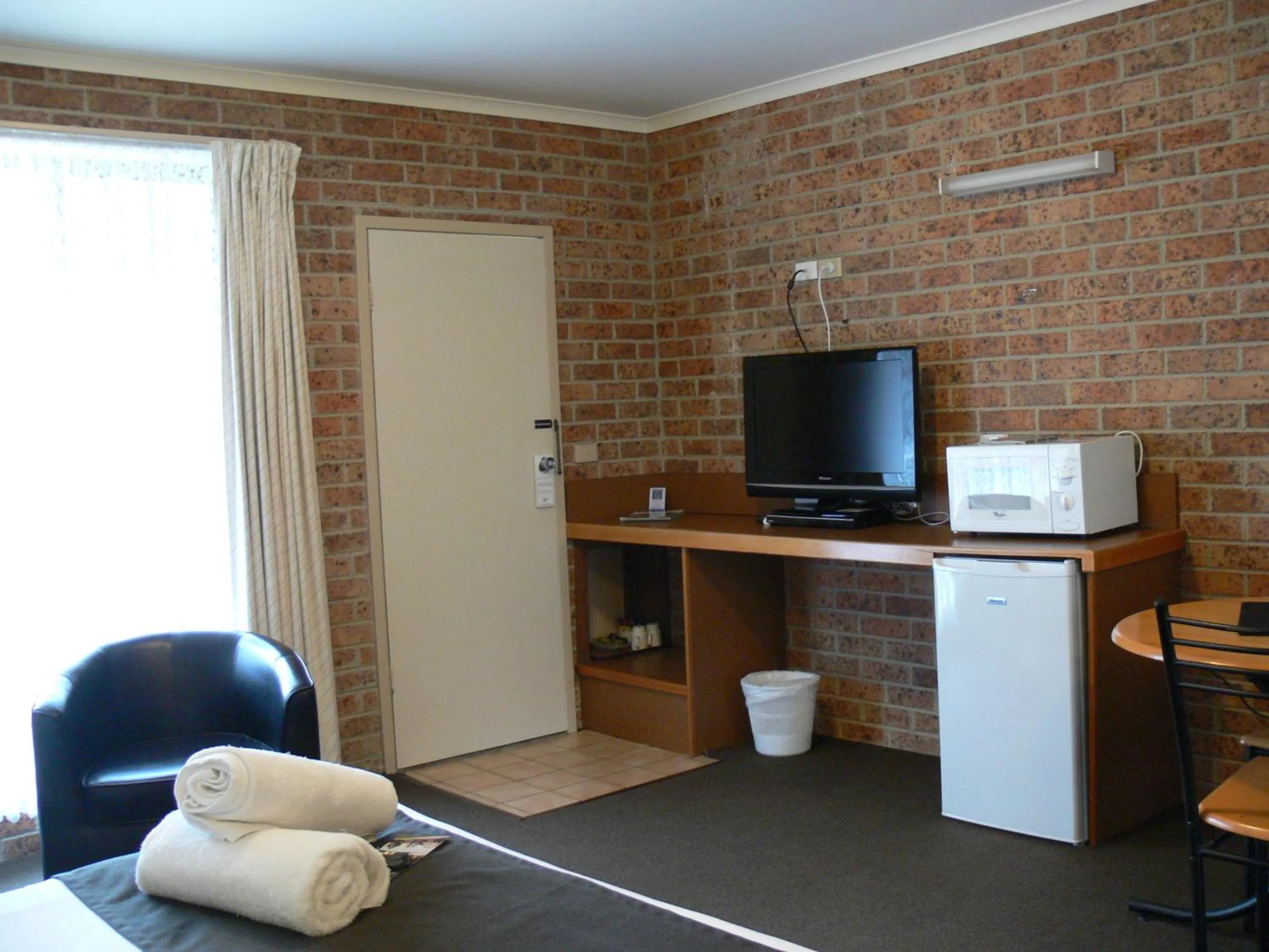 TV and multimedia in Begonia City Motor Inn