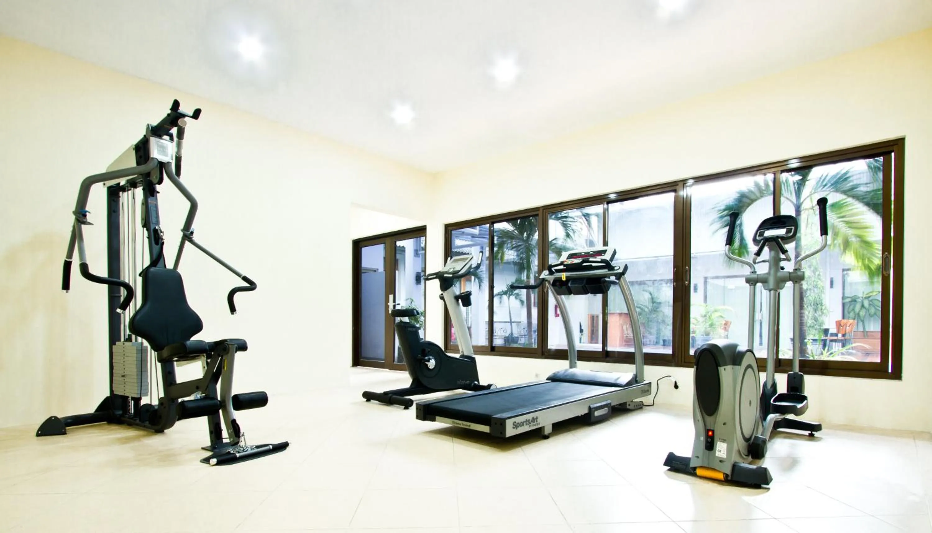 Fitness centre/facilities in Hotel Bisanta Bidakara Tunjungan