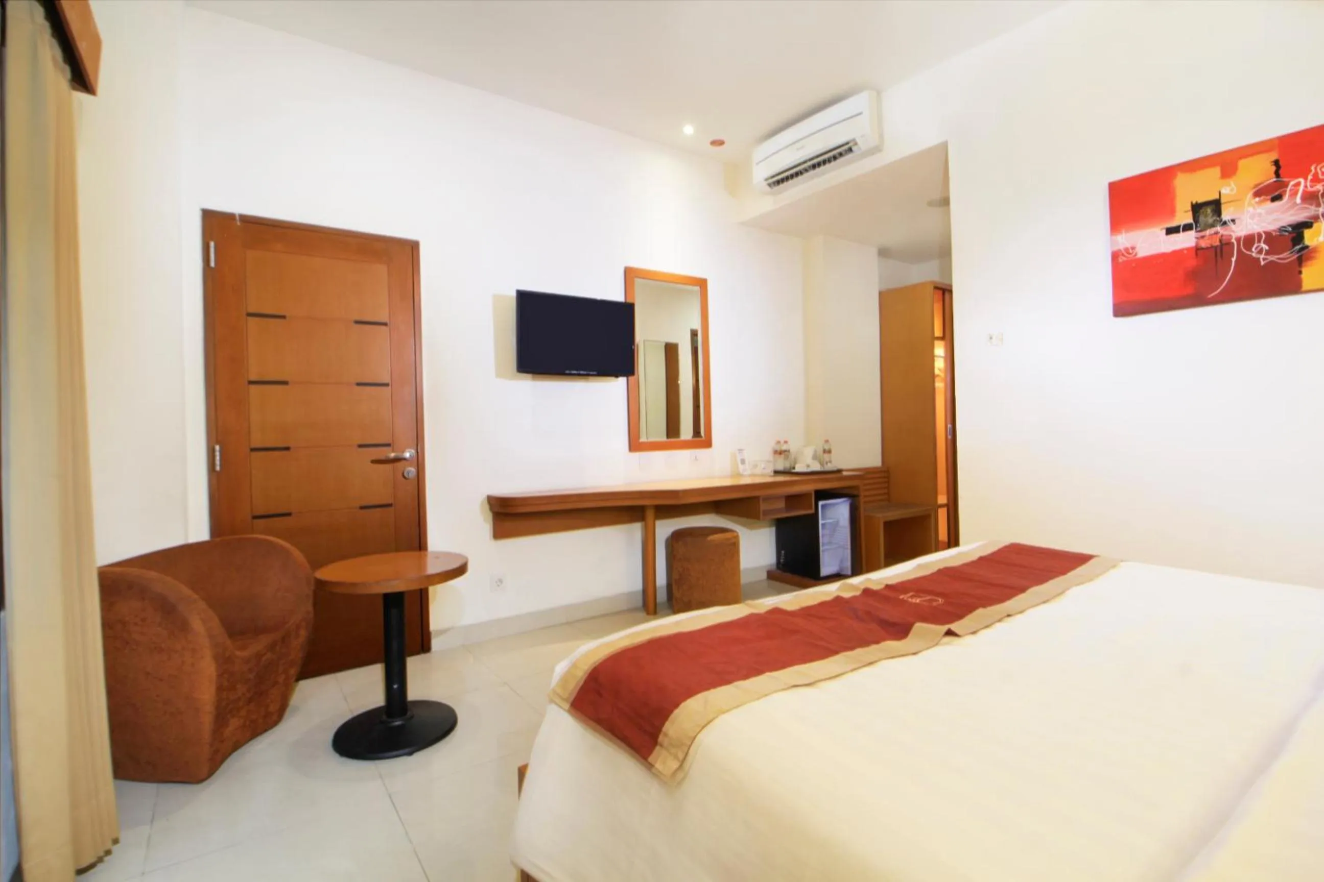 Bedroom, Bed in Hotel Bisanta Bidakara Tunjungan