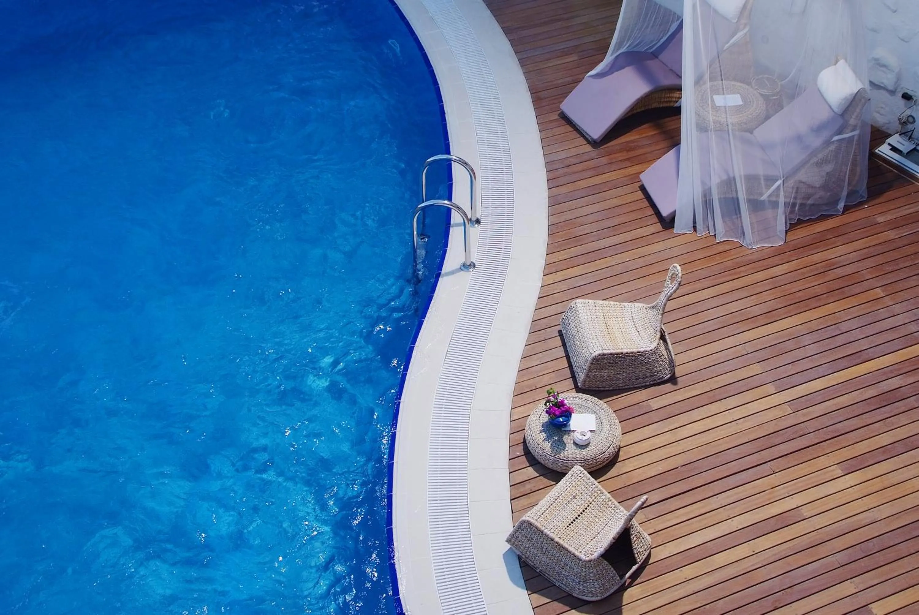 Swimming pool in Chigdem Hotel-Special Category