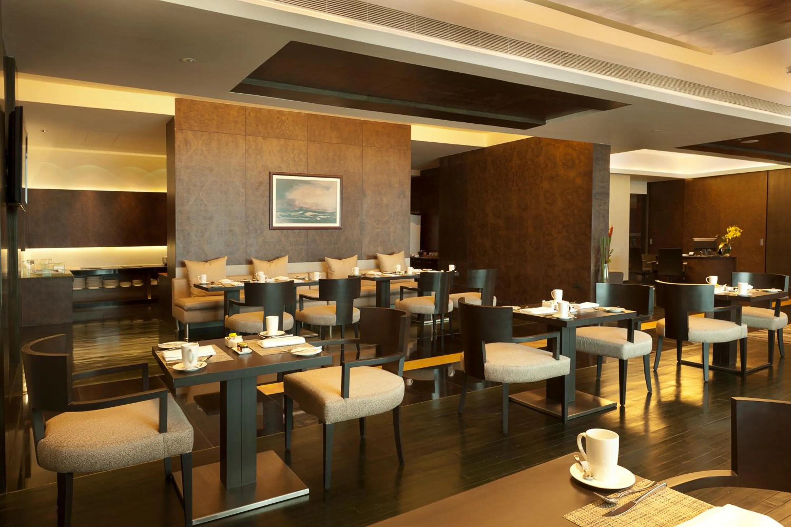 Restaurant/places to eat in Gokulam Grand Hotel & Spa Bangalore