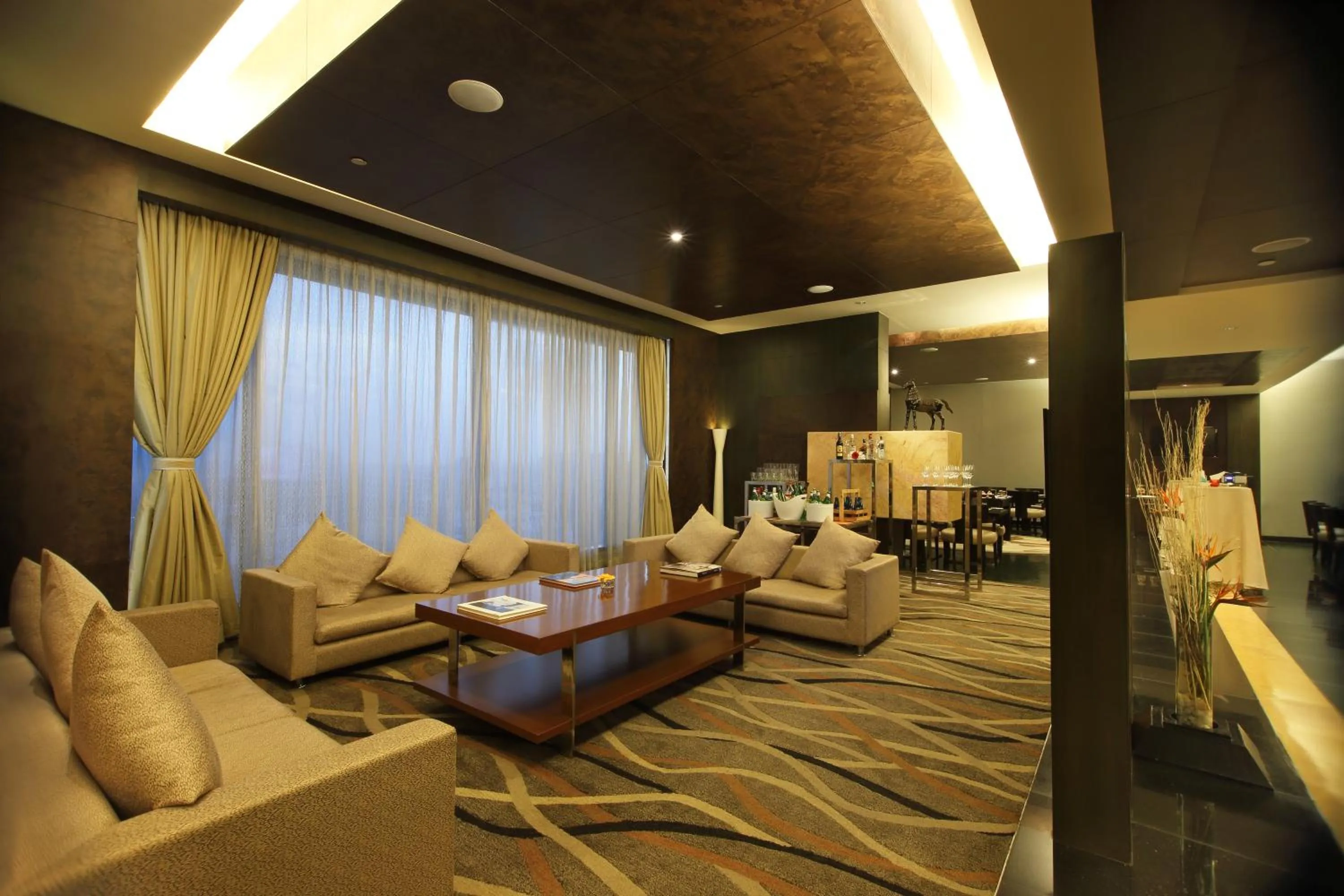 Lounge or bar in Gokulam Grand Hotel & Spa Bangalore