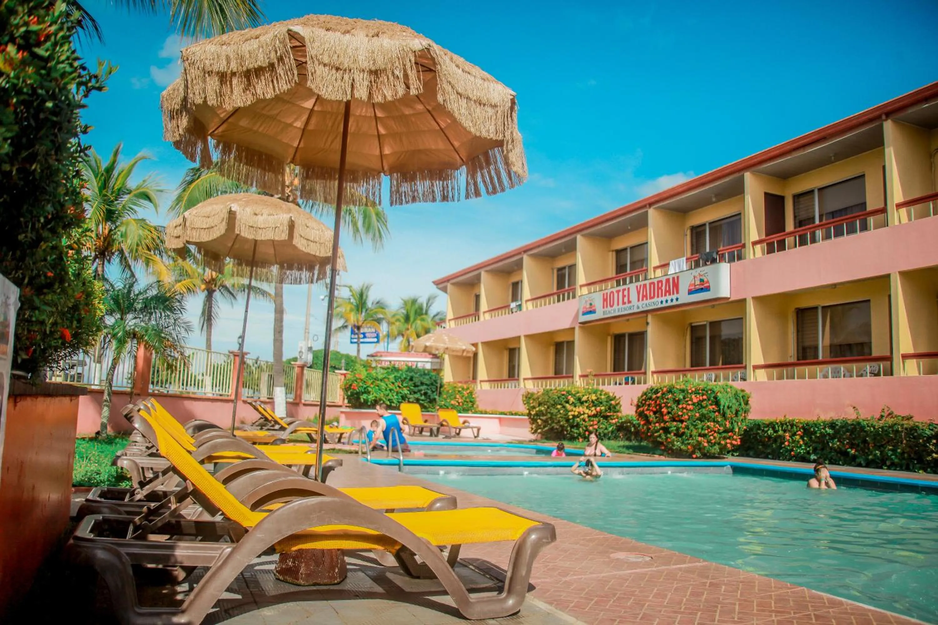 Swimming pool in Hotel Yadran Beach Resort