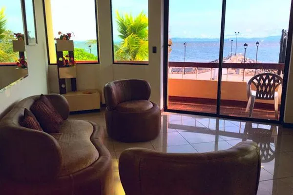 Living room in Hotel Yadran Beach Resort