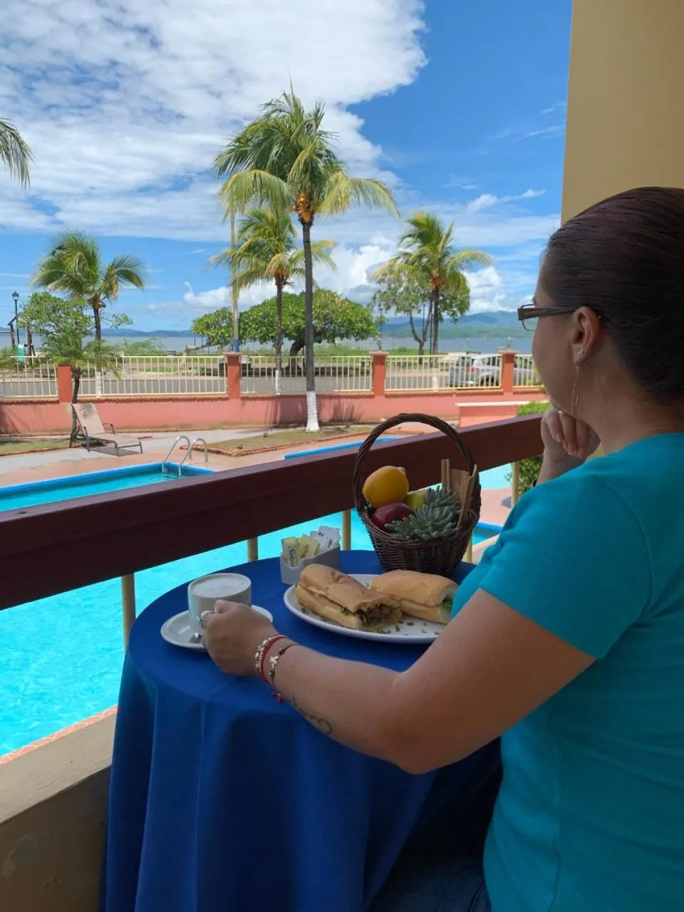 Pool view in Hotel Yadran Beach Resort
