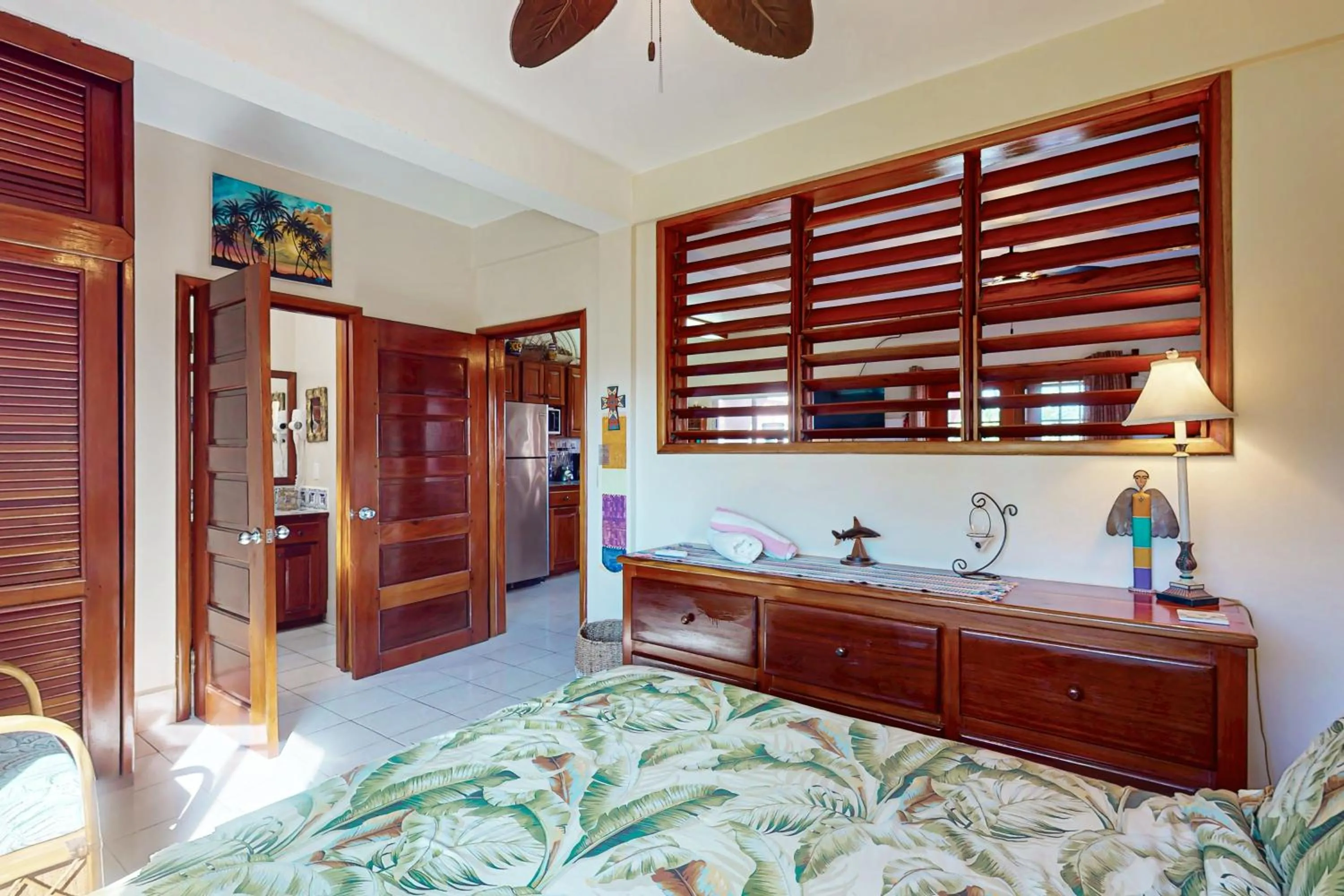 Bed in Zinnia @ Caribe Island