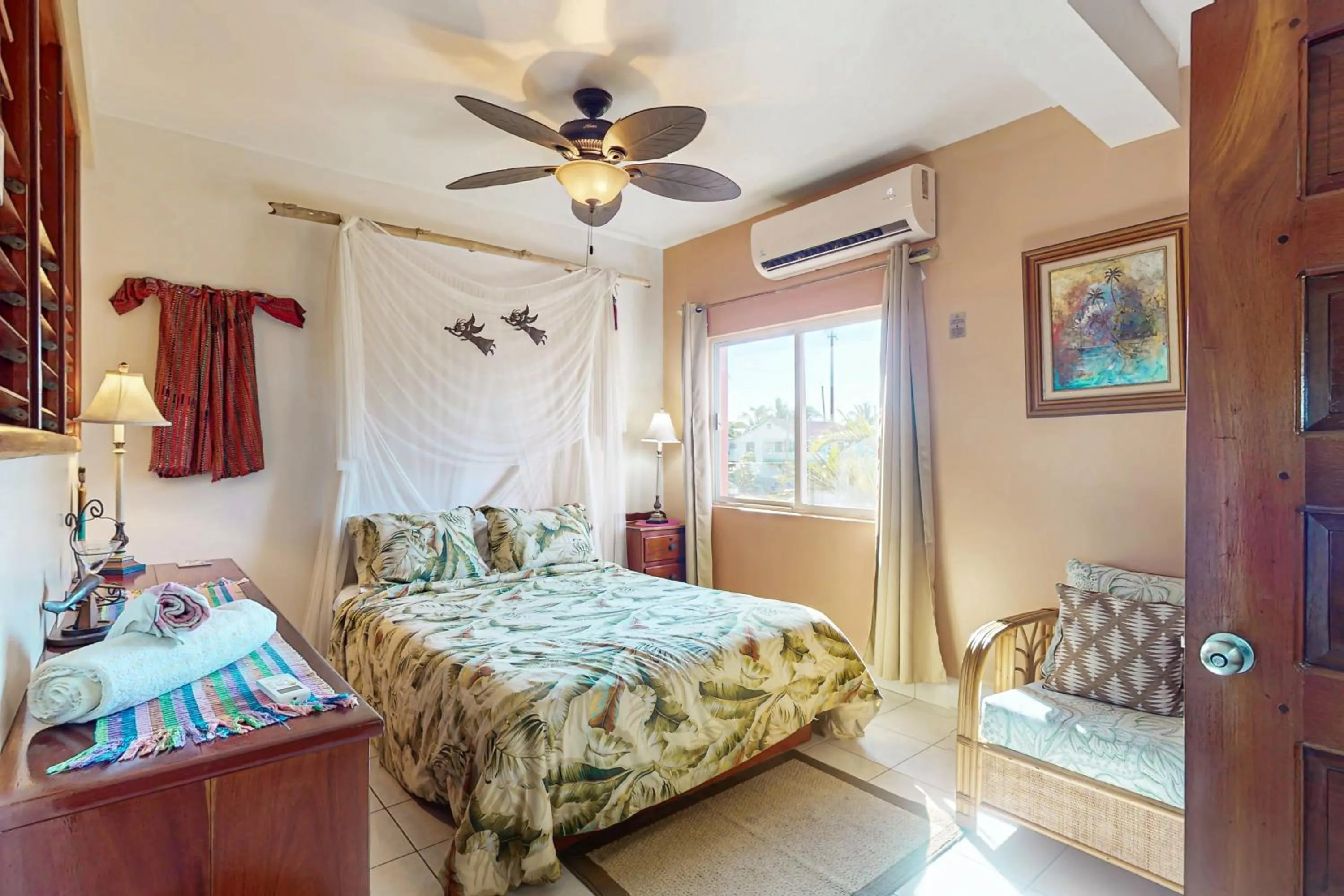 Bed in Zinnia @ Caribe Island