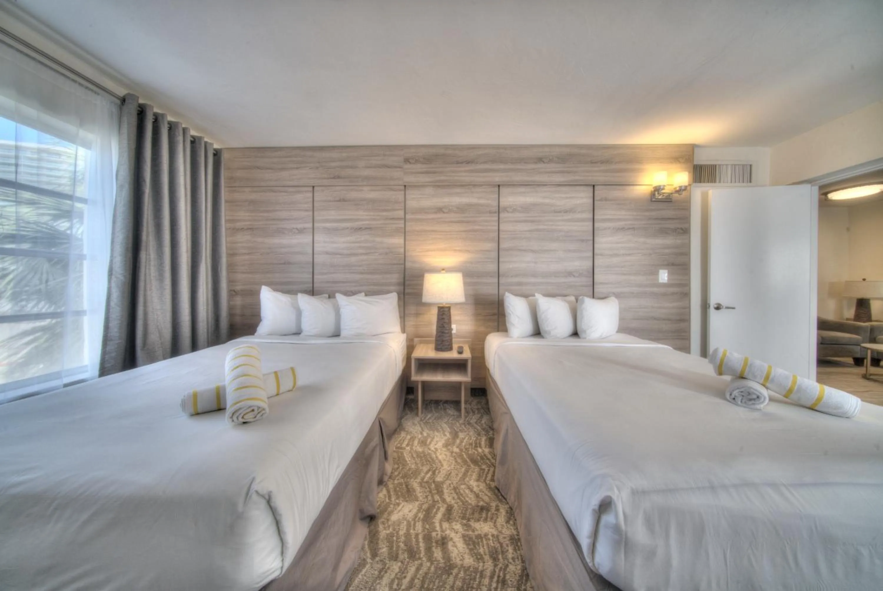 Bed in Riverside by the Beach Apartments