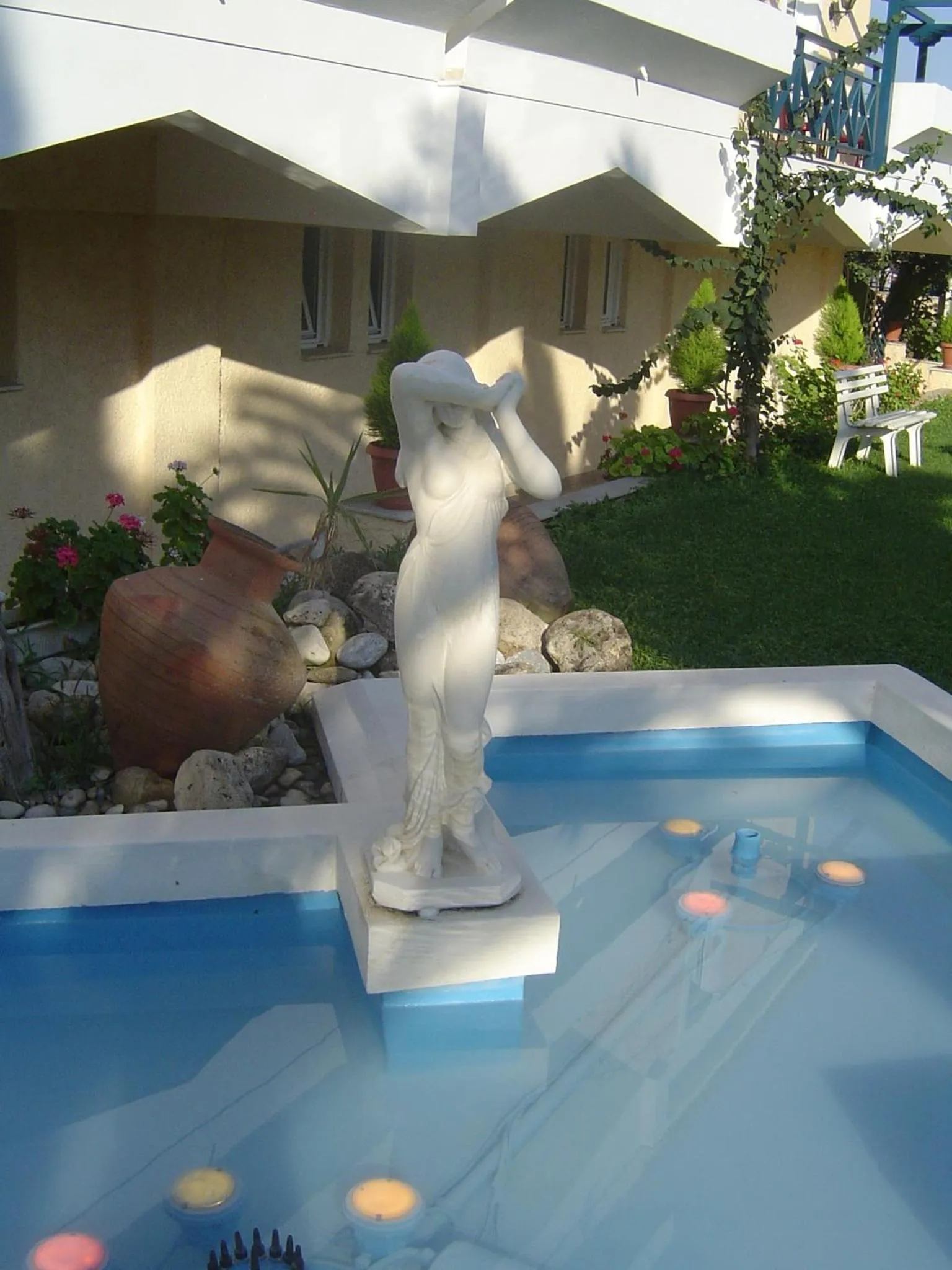 Decorative detail in Paradise Hotel