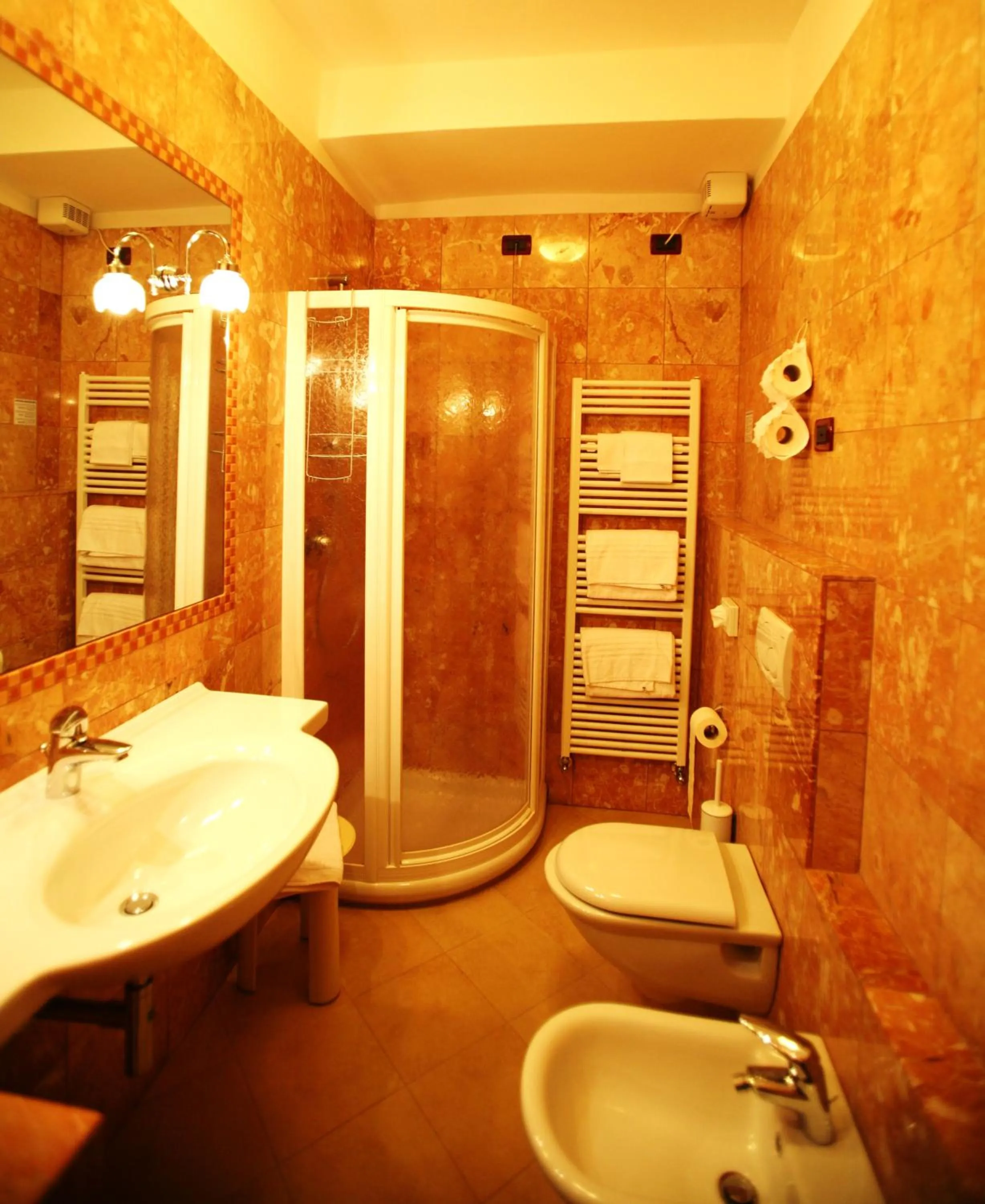 Bathroom in Hotel Diana