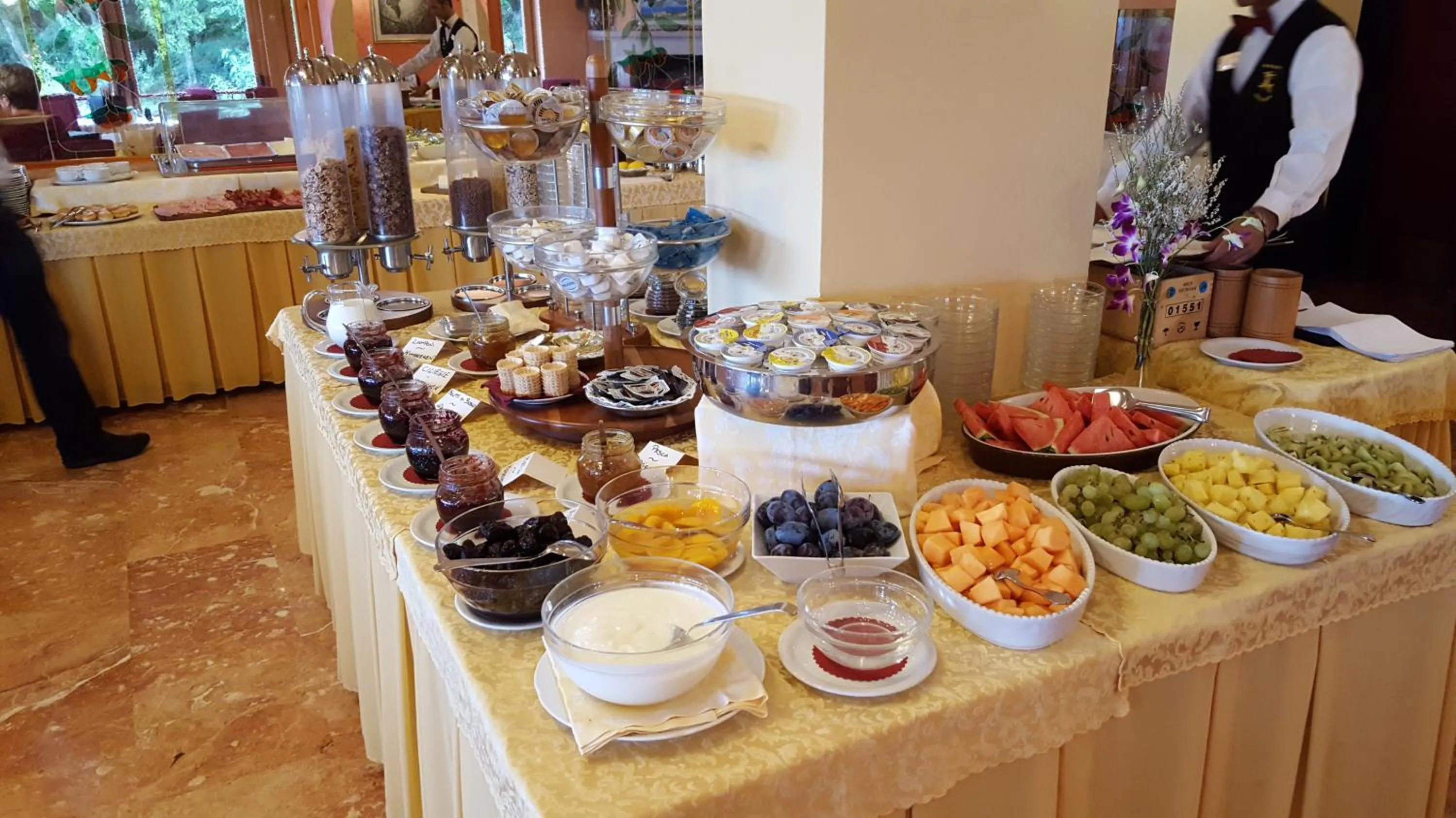 Breakfast in Hotel Diana