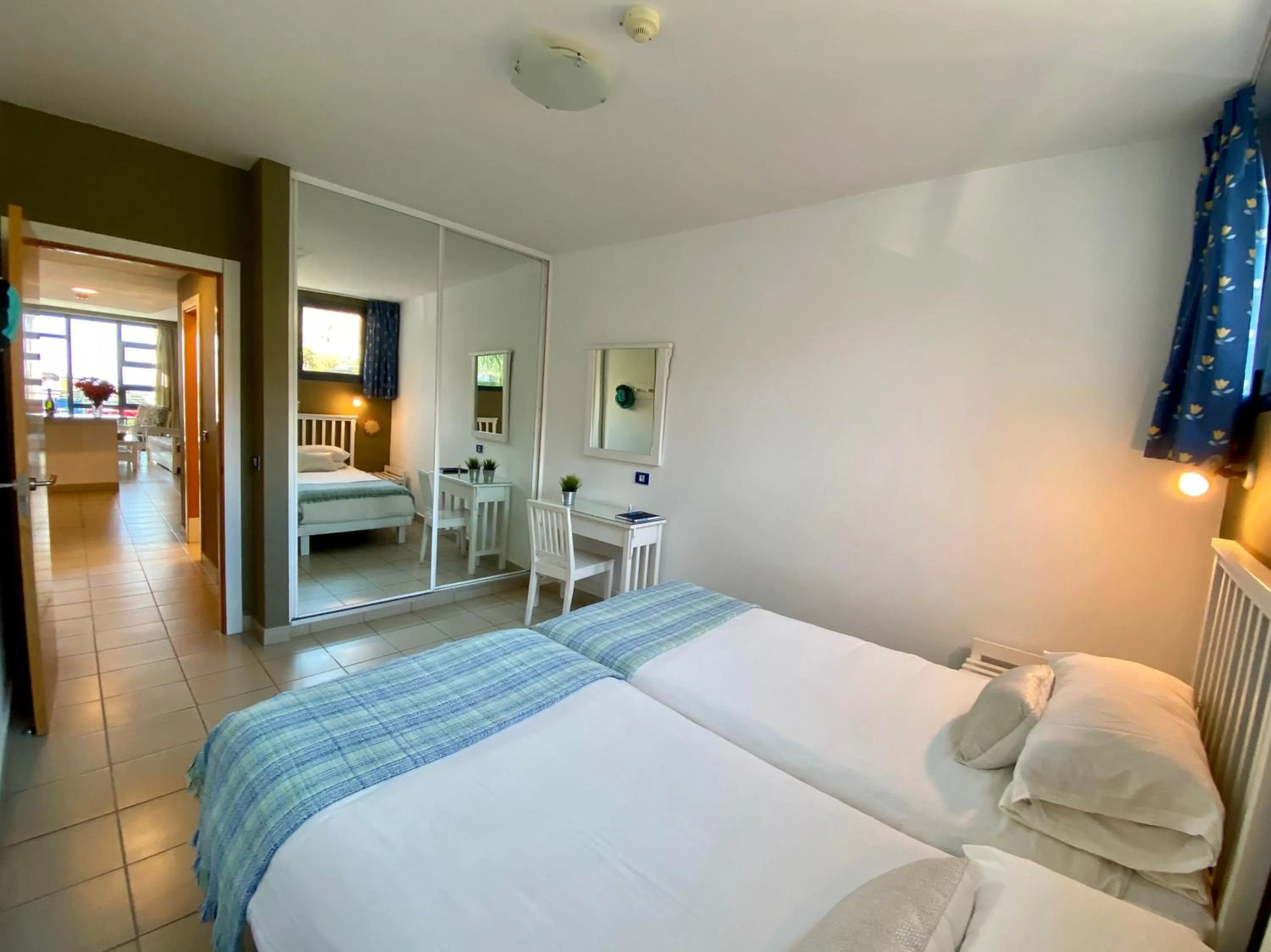 Bedroom, Bed in Gran Amadores