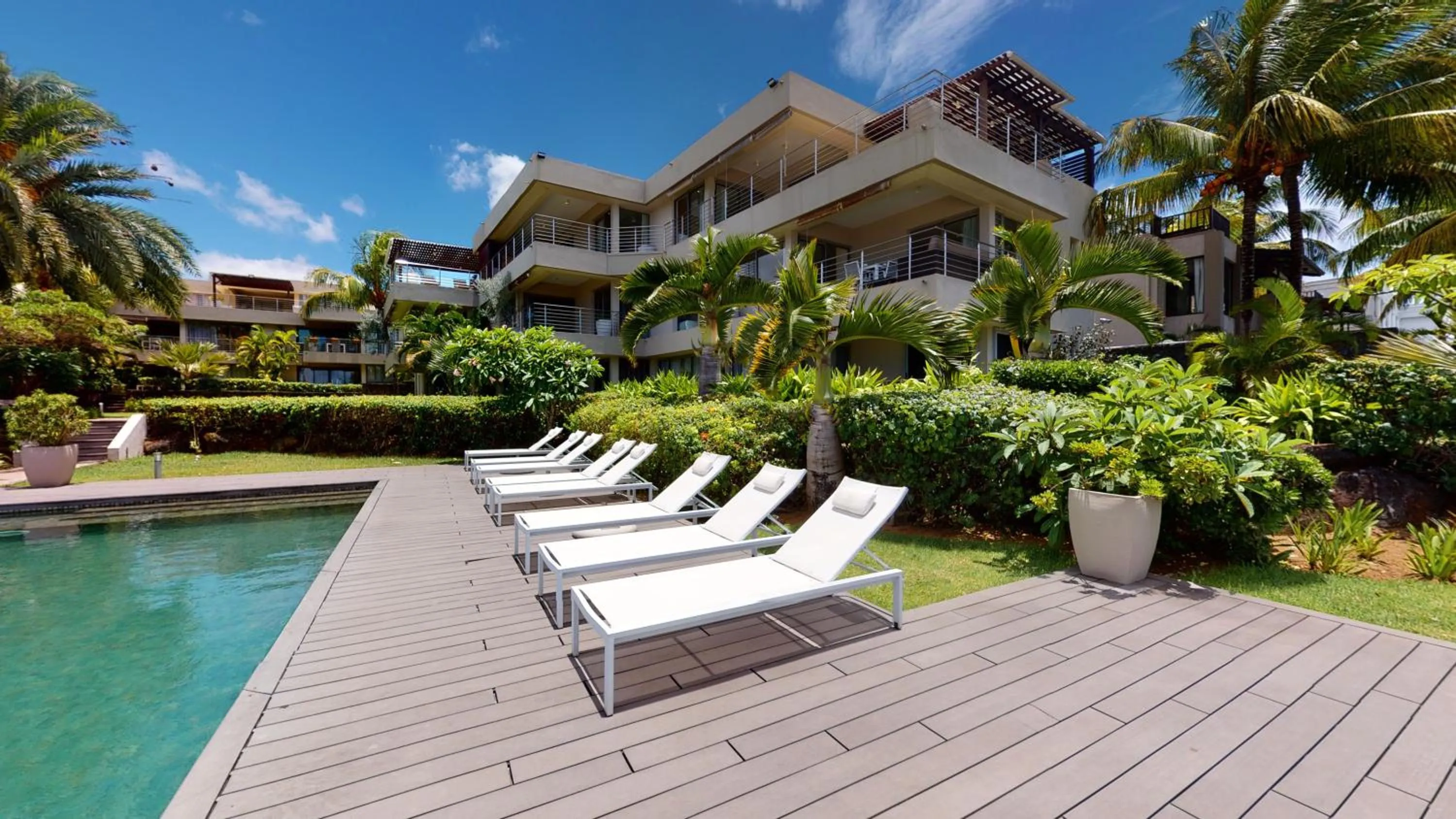 Swimming pool in Bon Azur Beachfront Suites & Penthouses by LOV Mauritius