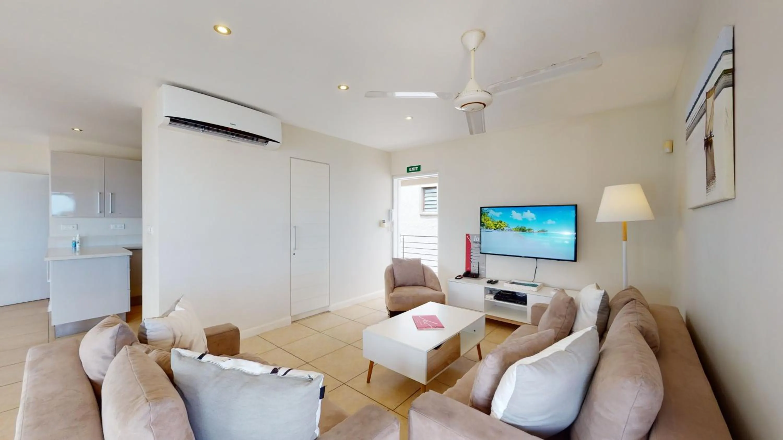 Living room in Bon Azur Beachfront Suites & Penthouses by LOV Mauritius
