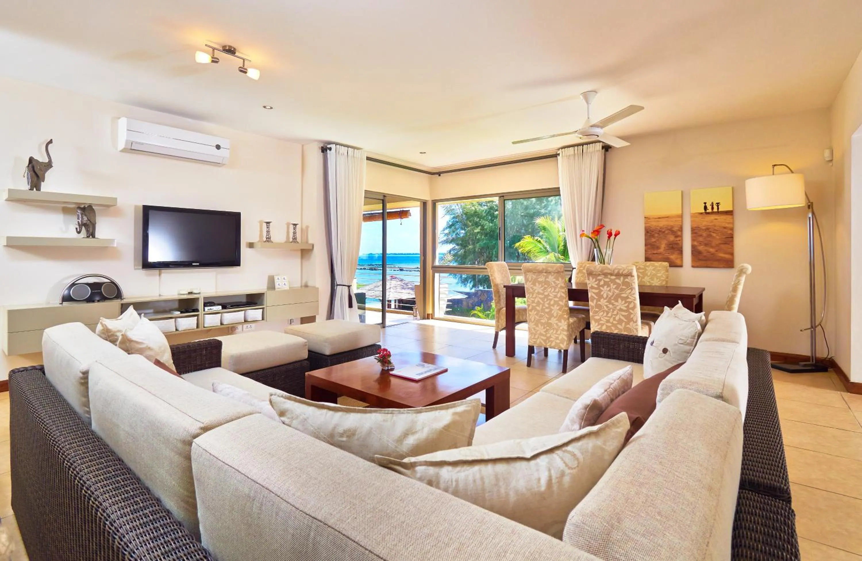 Living room in Bon Azur Beachfront Suites & Penthouses by LOV Mauritius