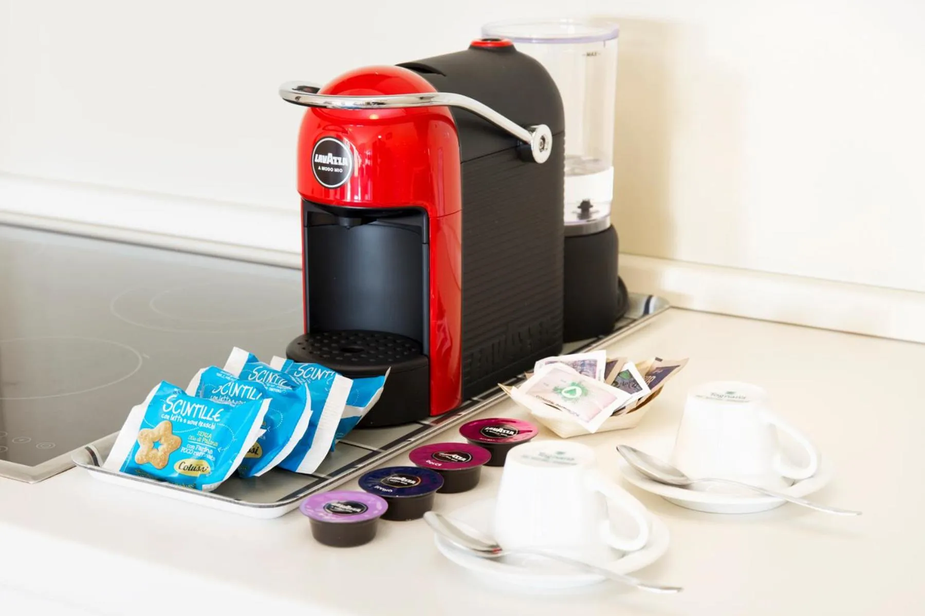 Coffee/tea facilities in City Residence