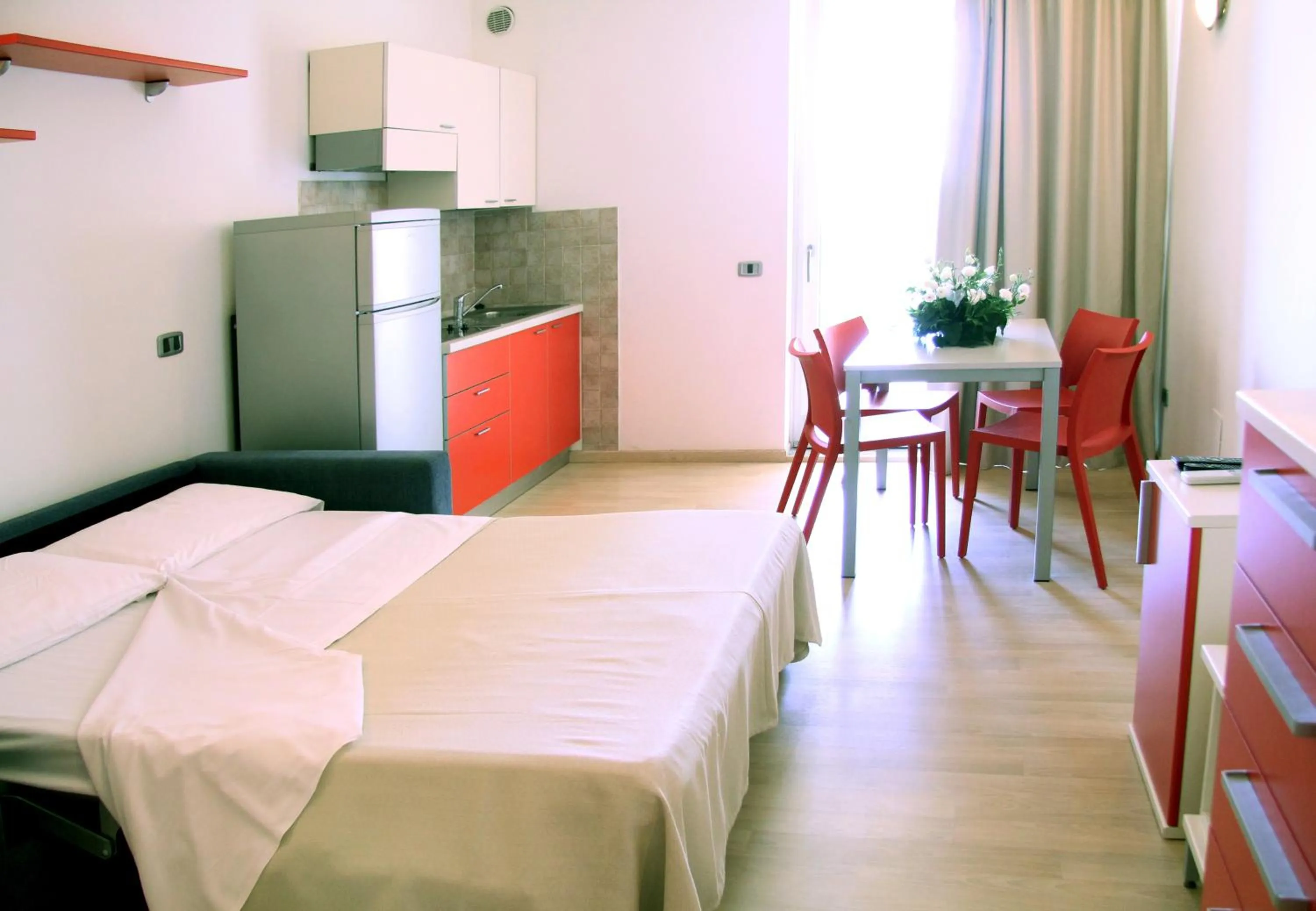 Living room, Bed in Residence Mediterraneo