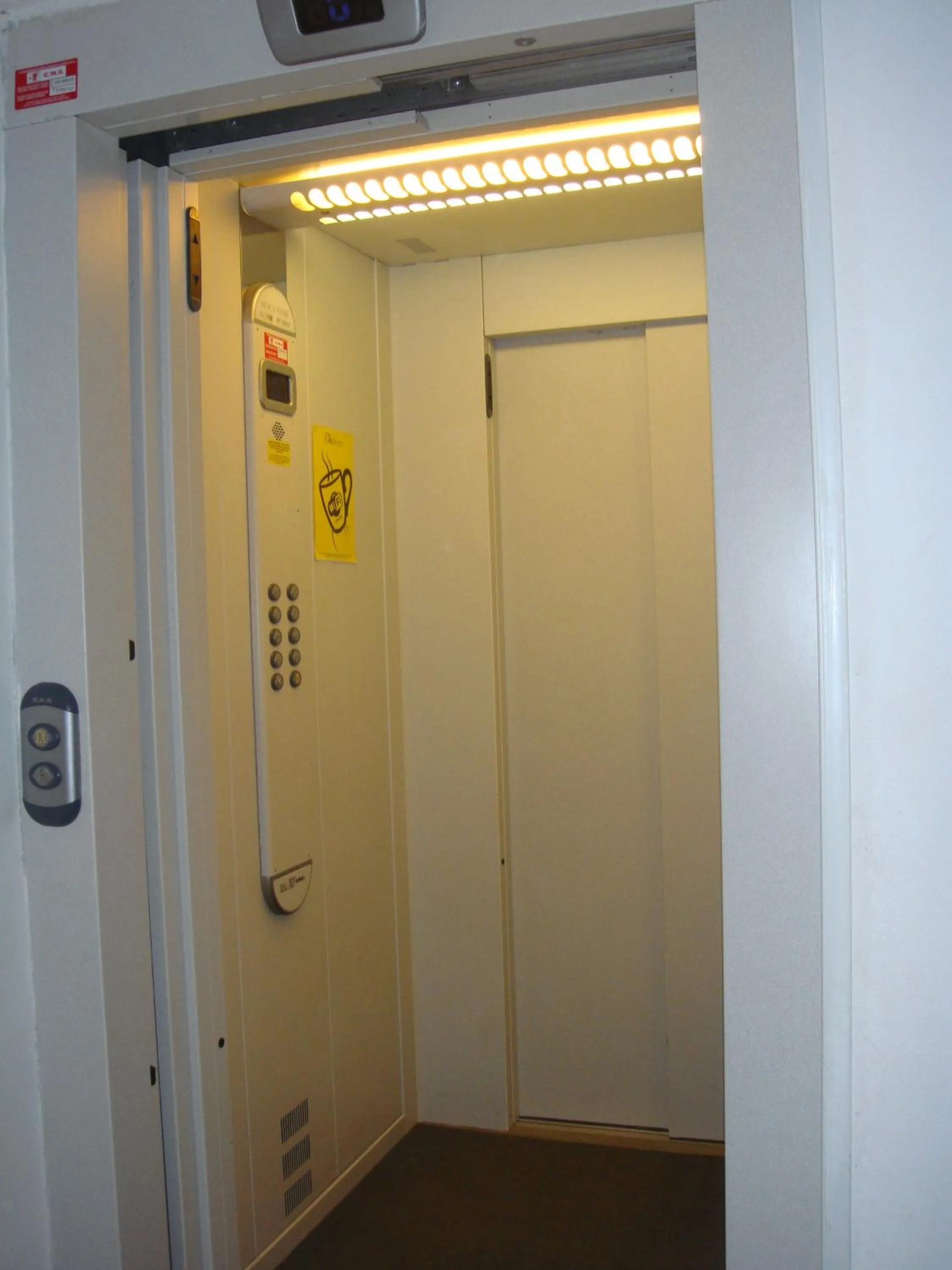 Other in Residence Mediterraneo