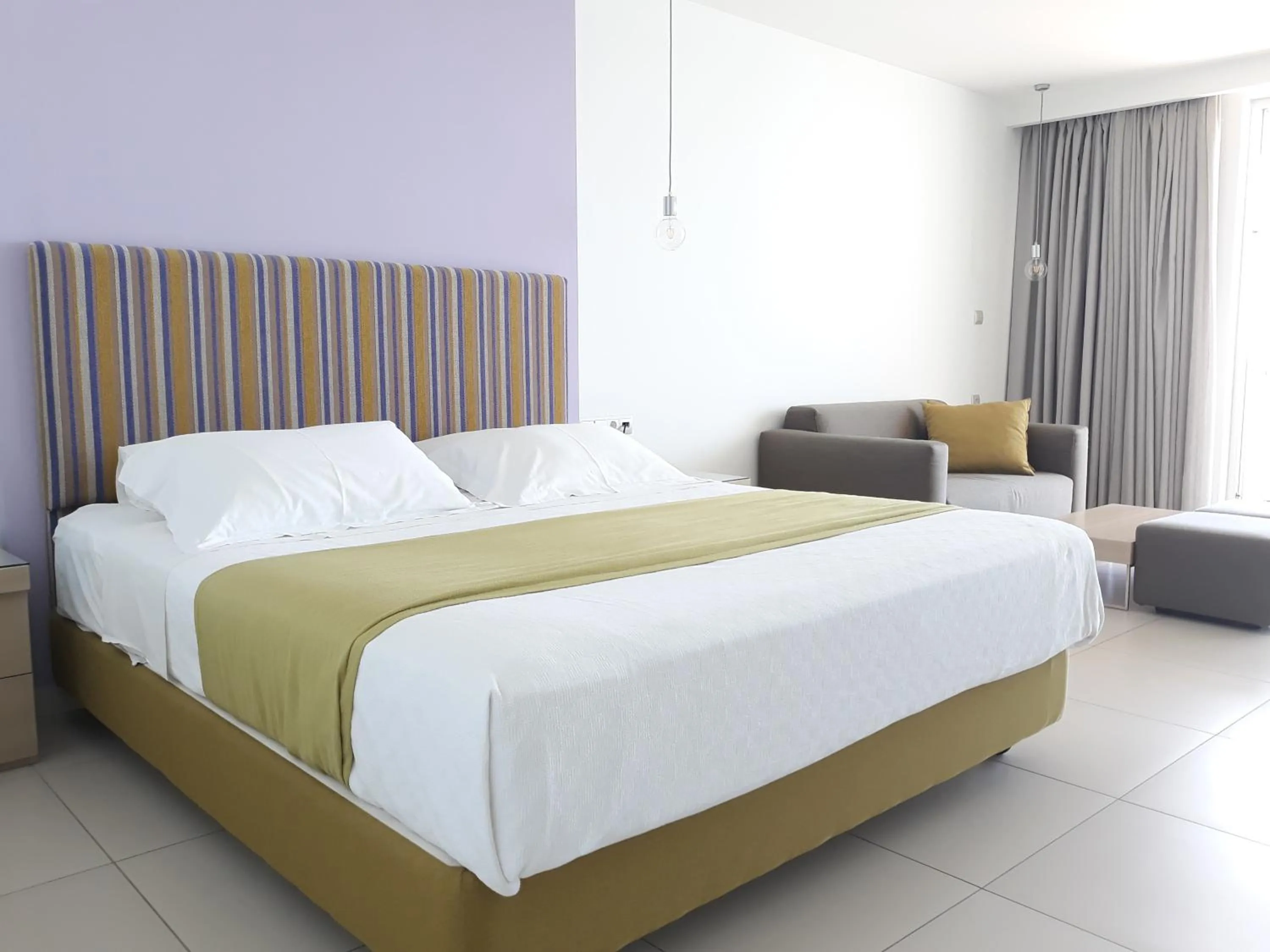 Bed in El Greco Hotel