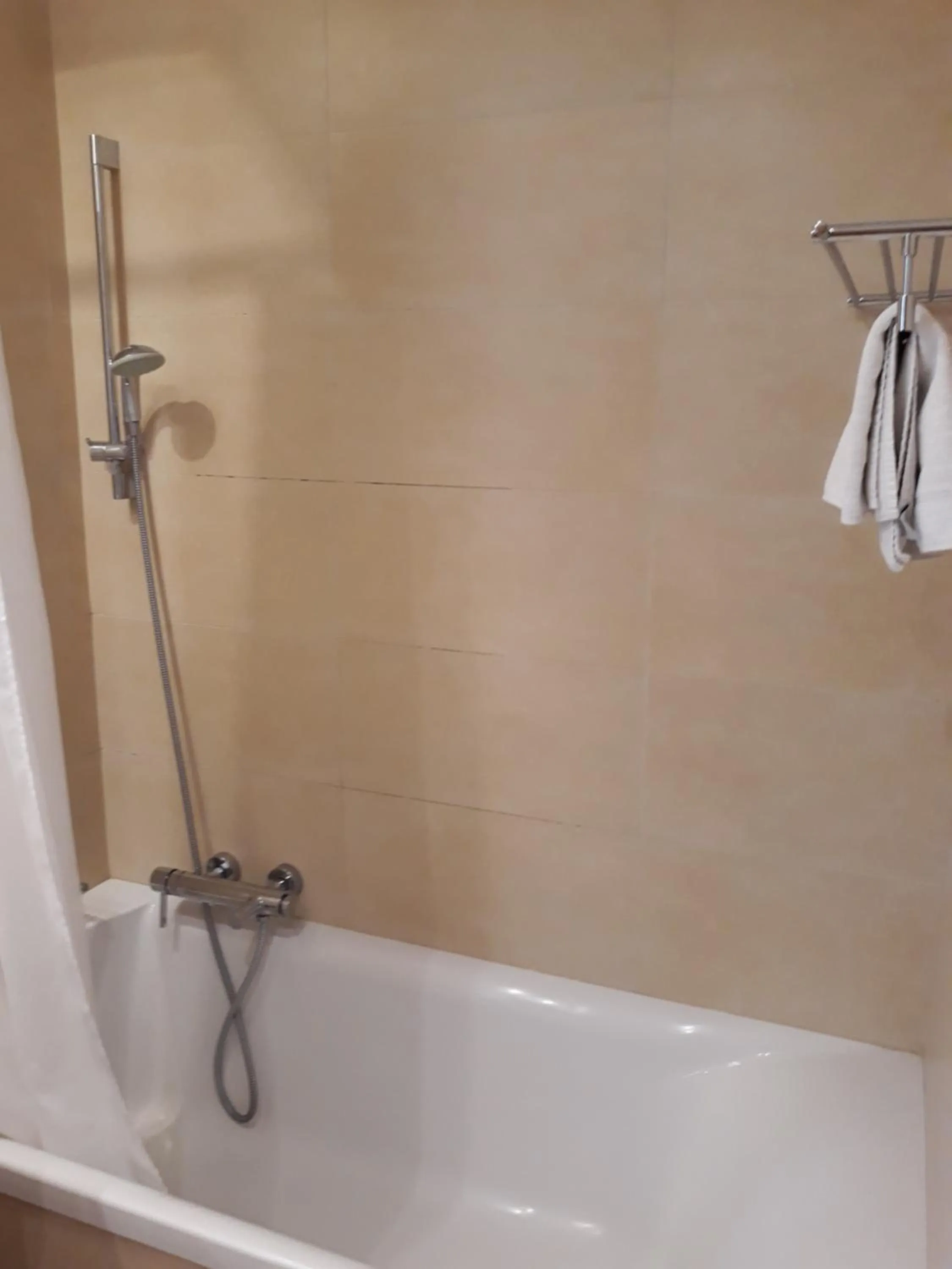 Bathroom in El Greco Hotel