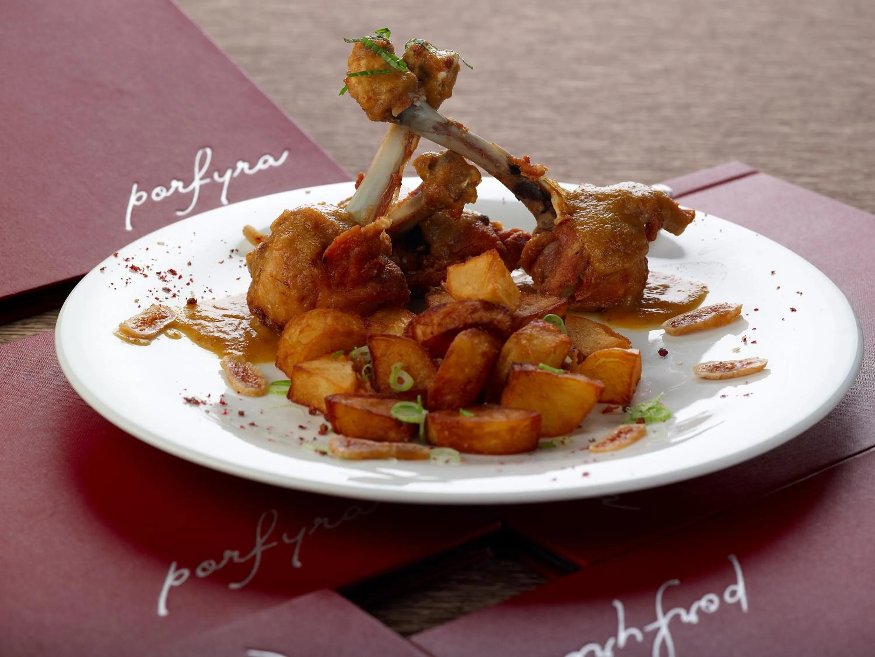 Food and drinks in El Greco Hotel