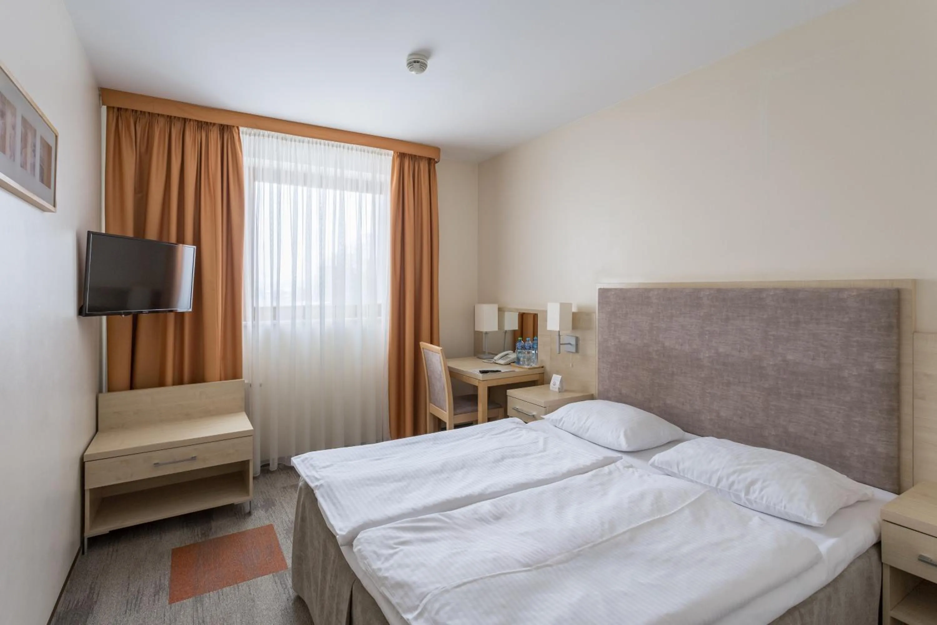 Bed in Hotel Orange Przeźmierowo