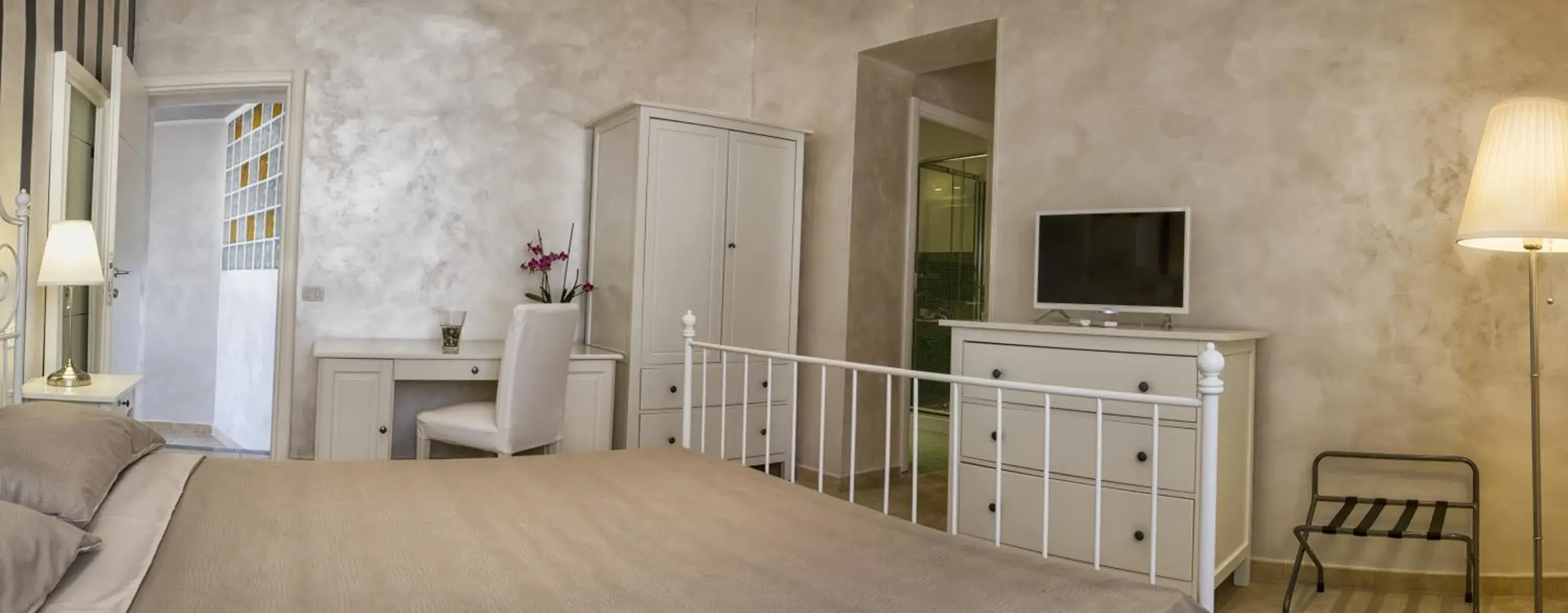 Comfort Triple Room in Relais La Pretura Comfort Triple Room in Relais La Pretura