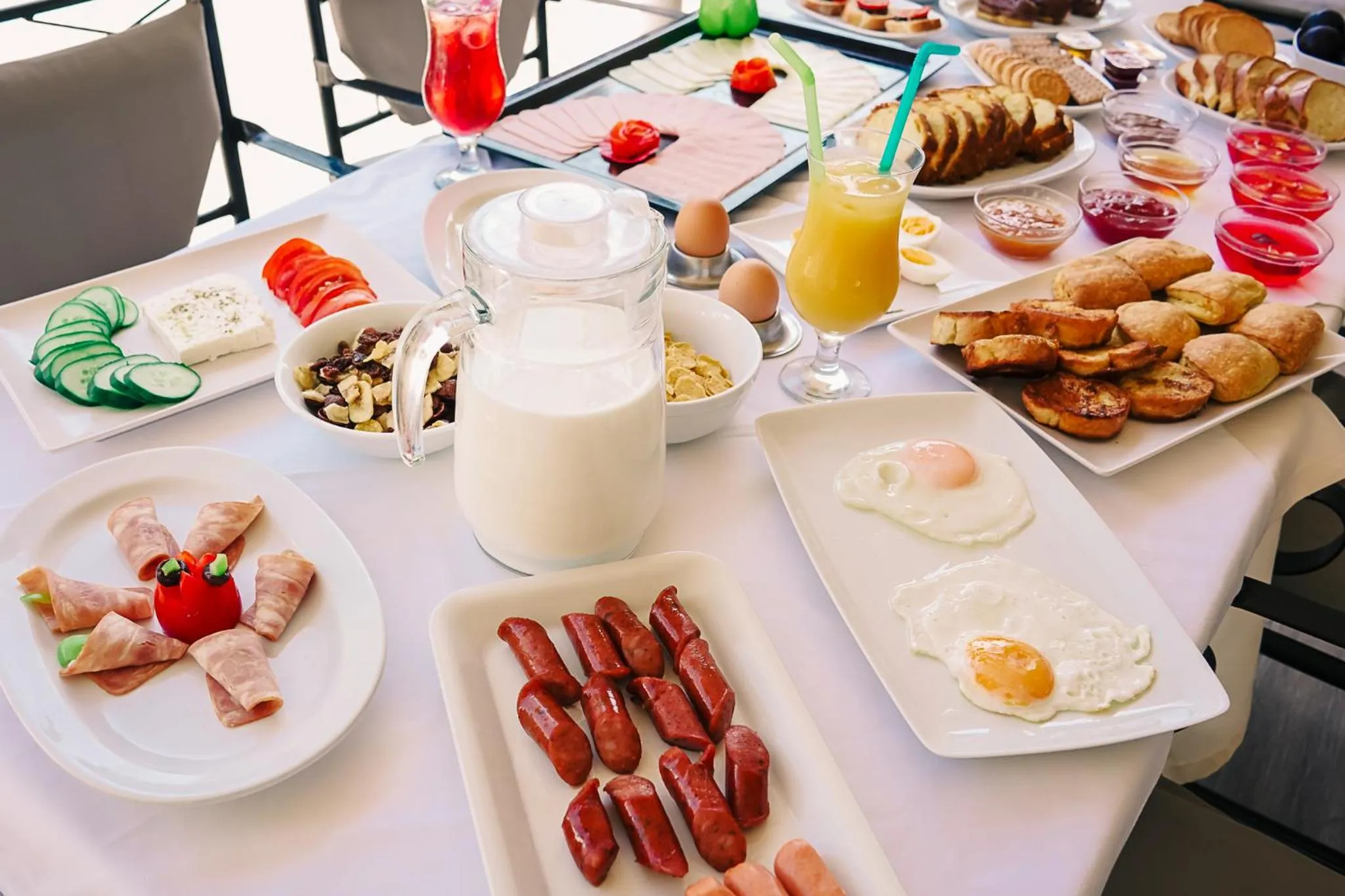 Food and drinks in Stavros Beach Hotel