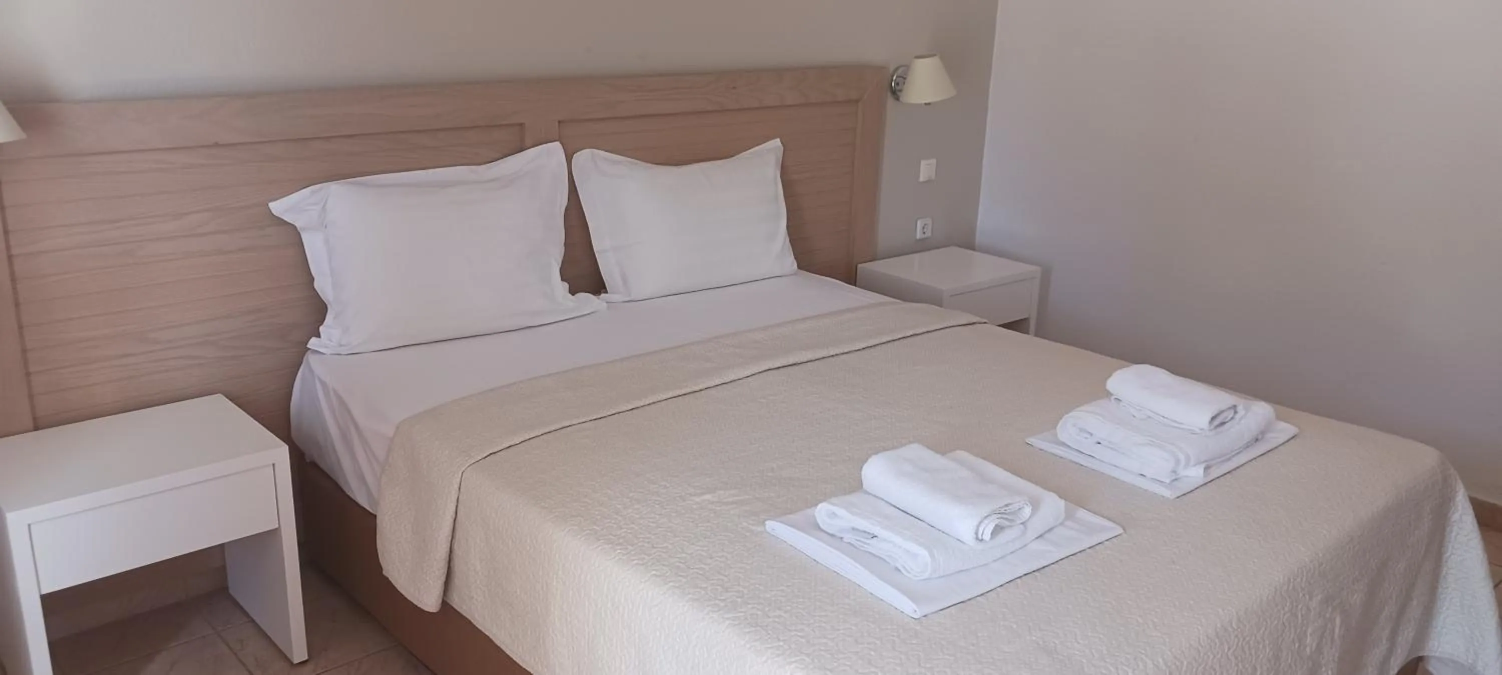 Bed in Stavros Beach Hotel