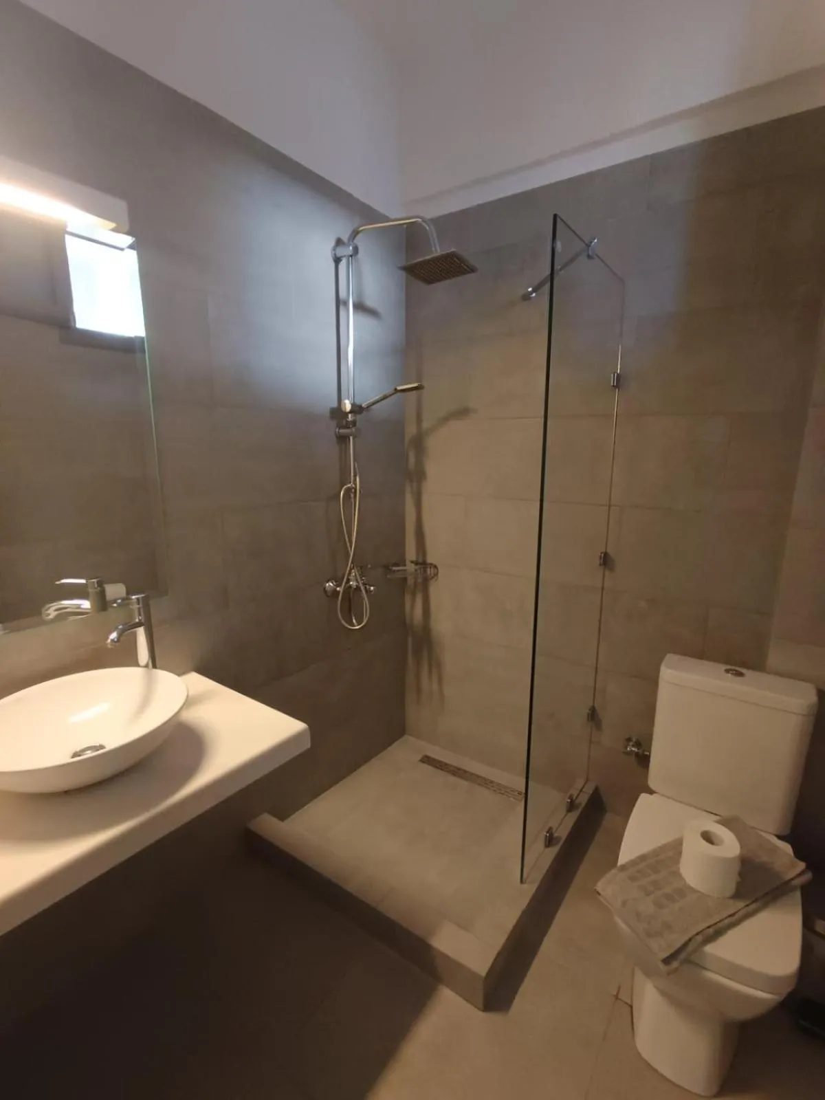 Shower in Stavros Beach Hotel
