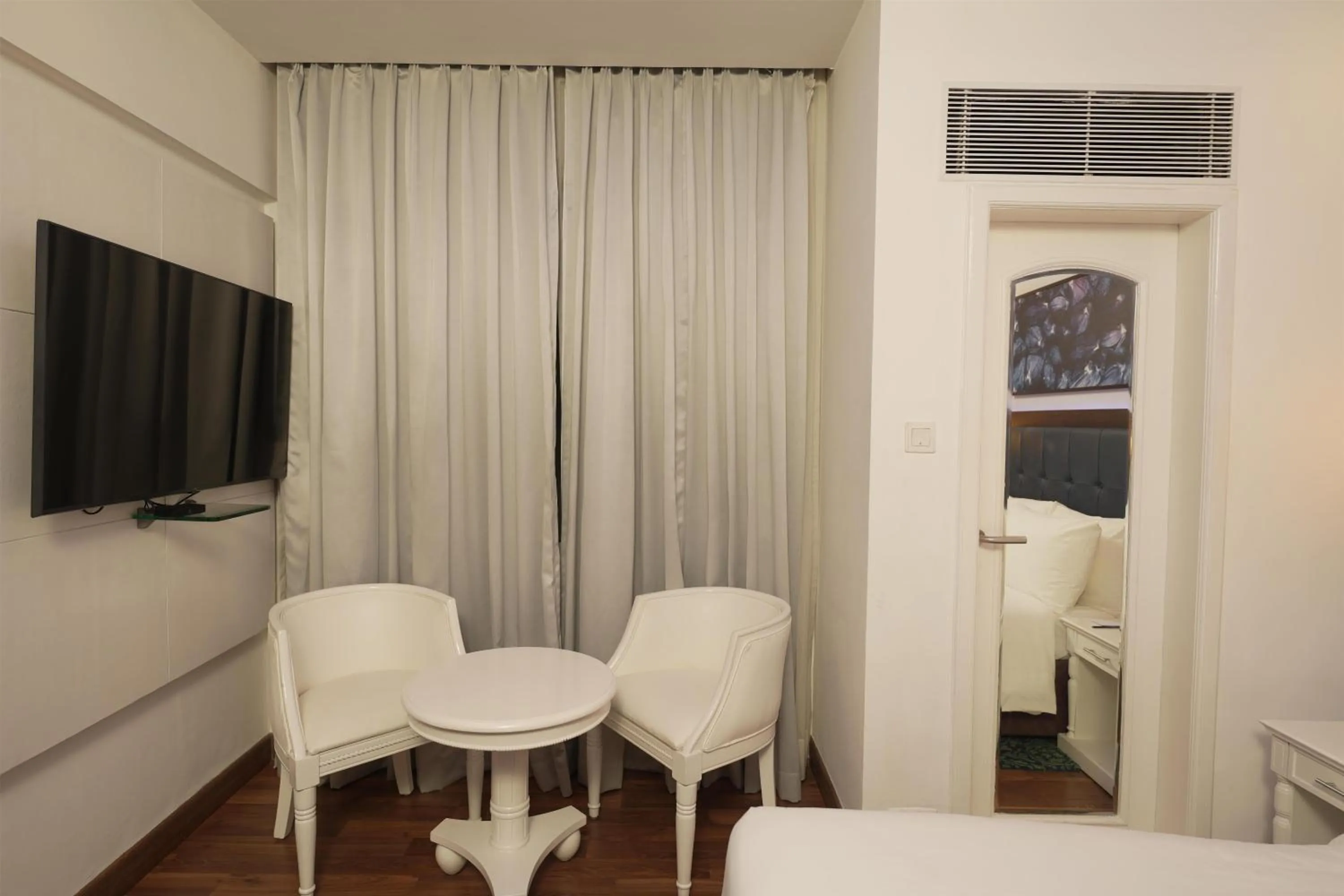 Bedroom in Radisson Blu Kochi