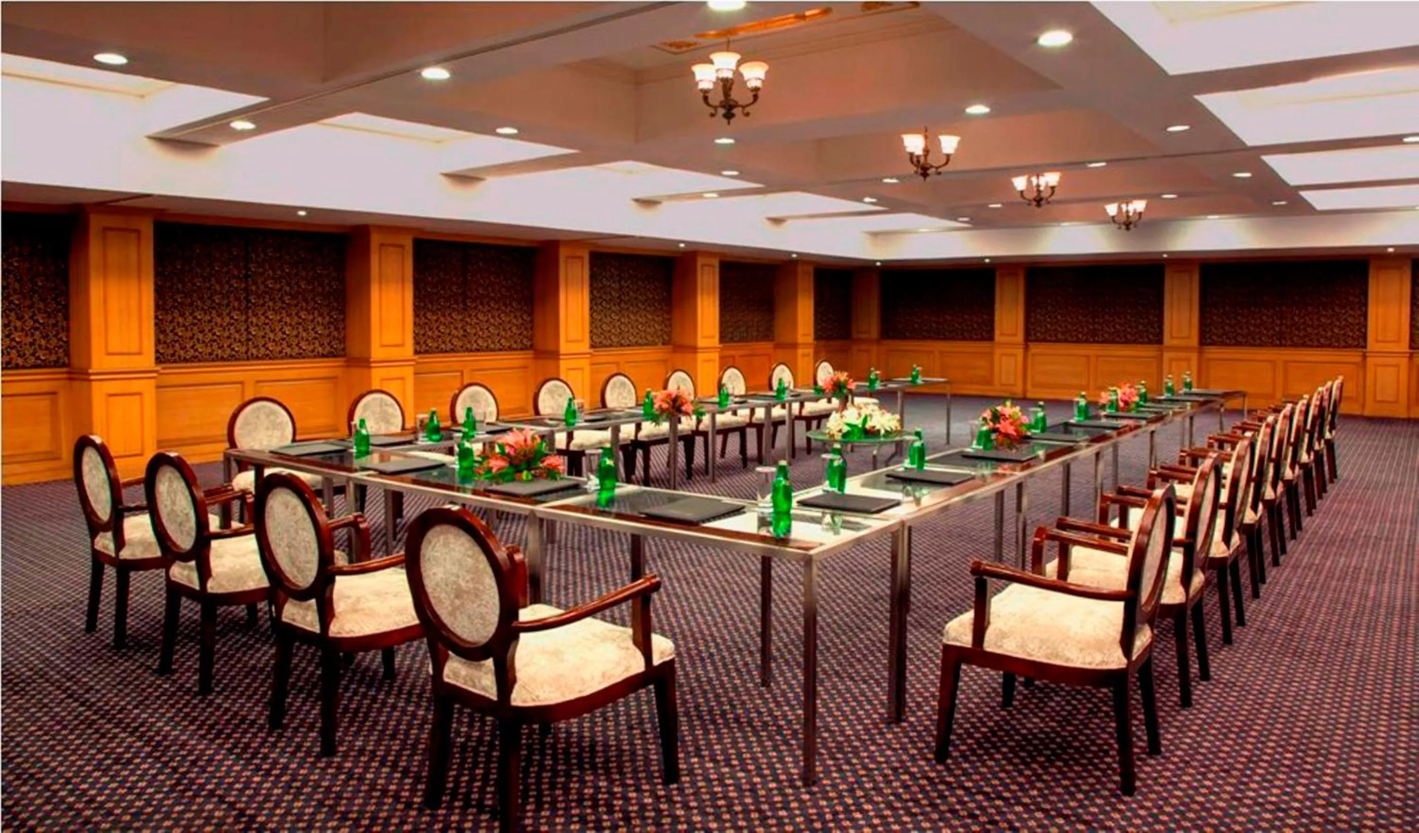 Banquet/Function facilities in Radisson Blu Kochi
