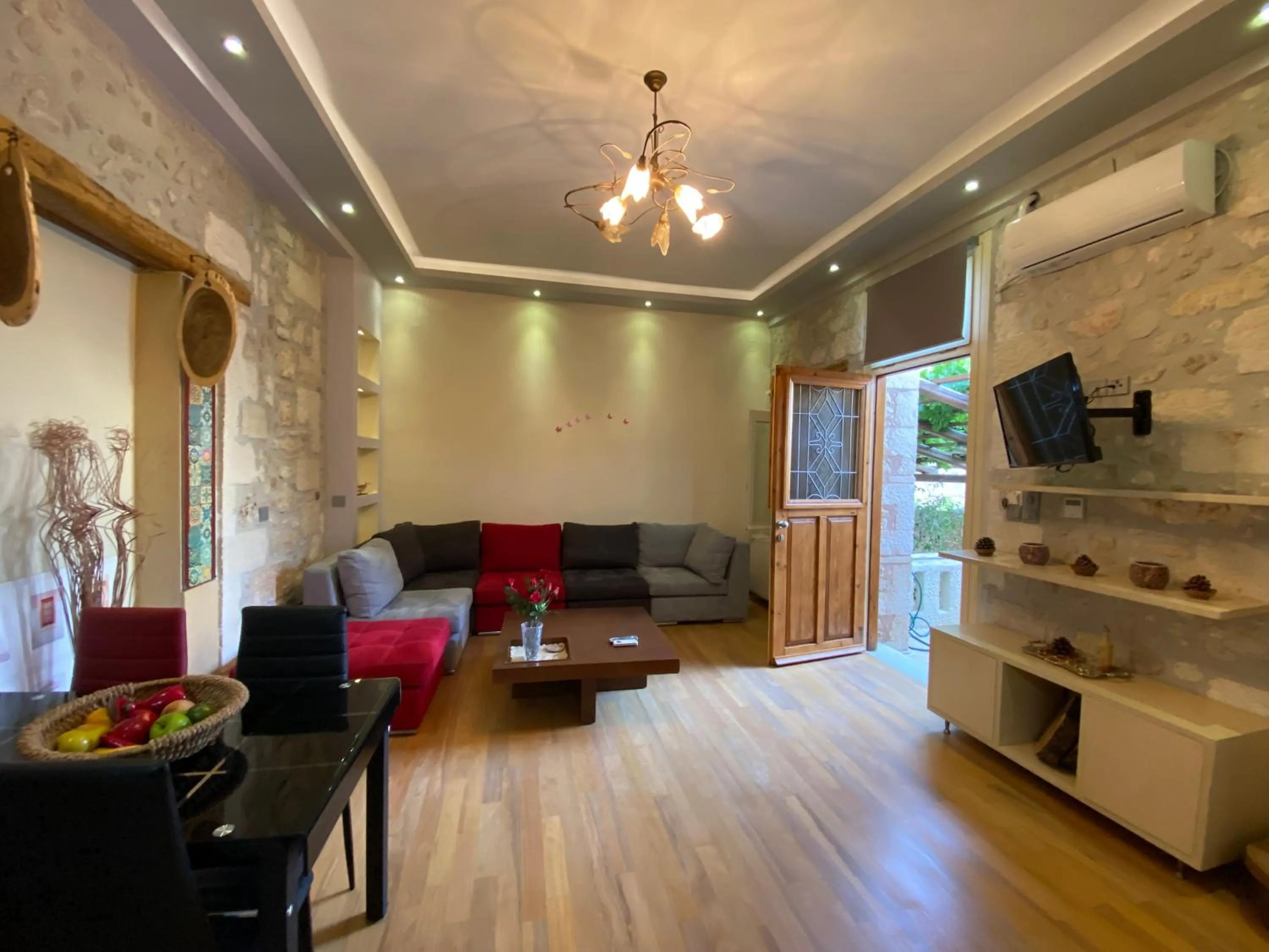 TV and multimedia in Barbara Studios