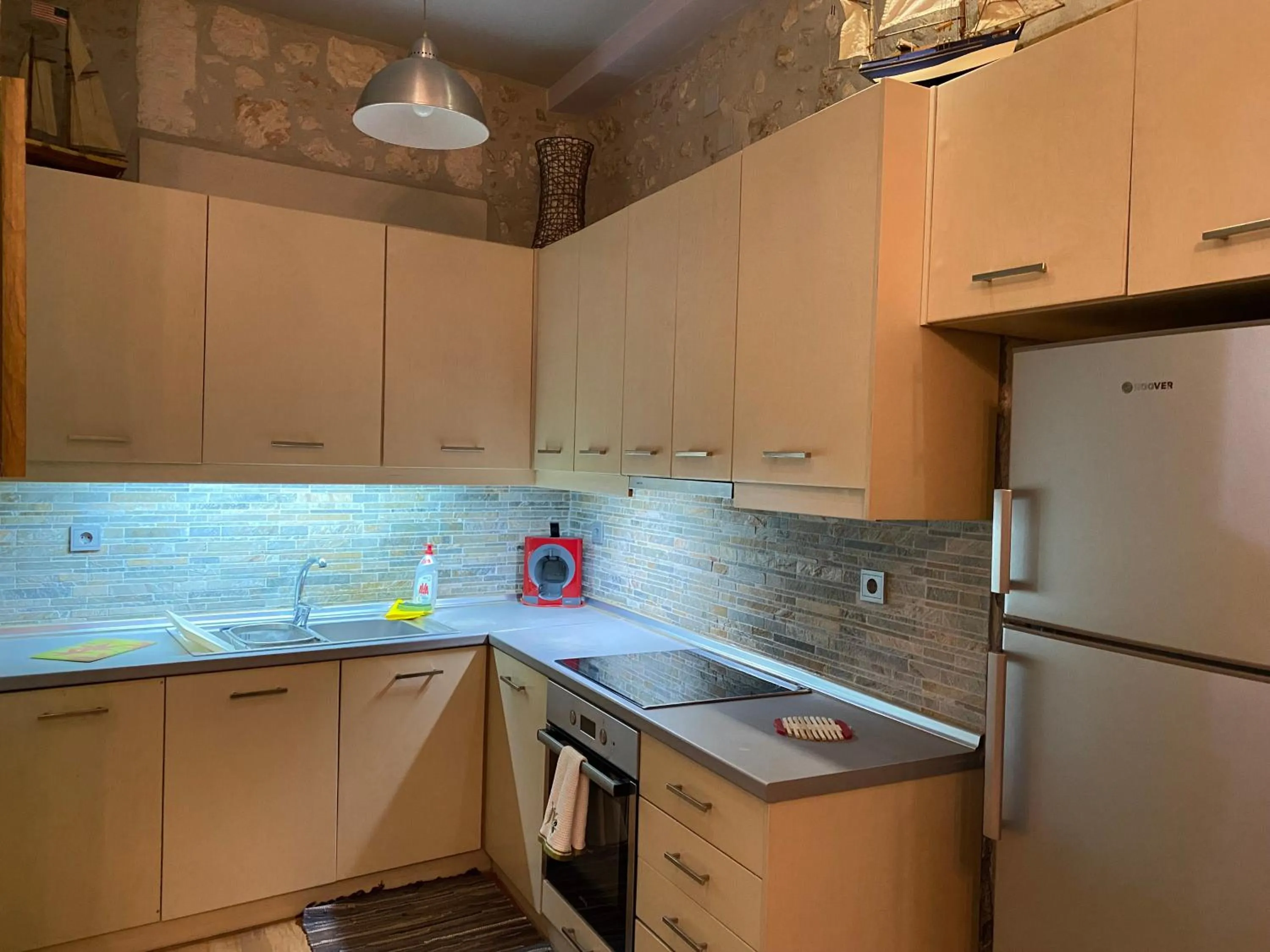 Coffee/tea facilities in Barbara Studios