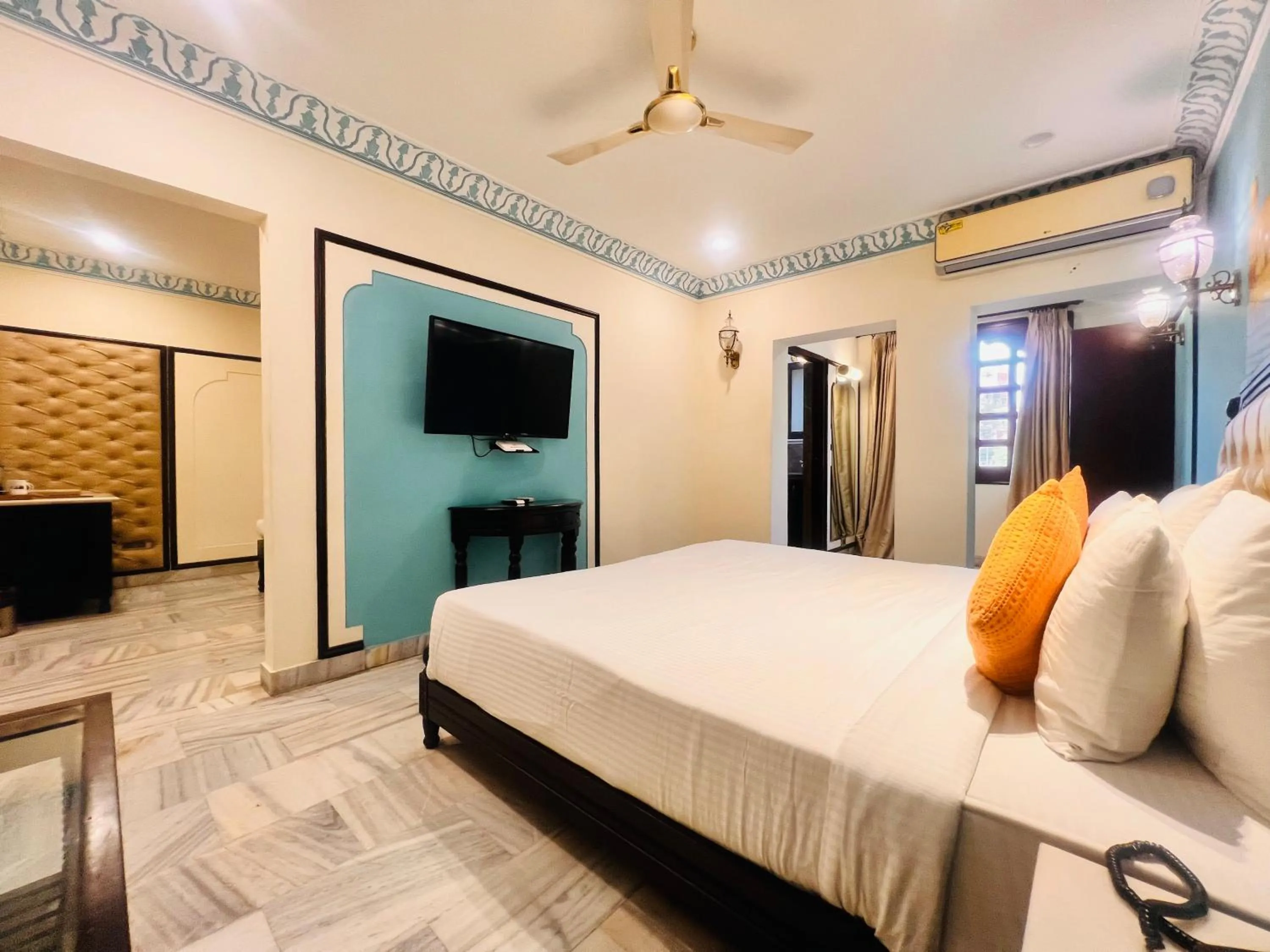 Bedroom, Bed in Laxmi Palace Heritage Boutique Hotel