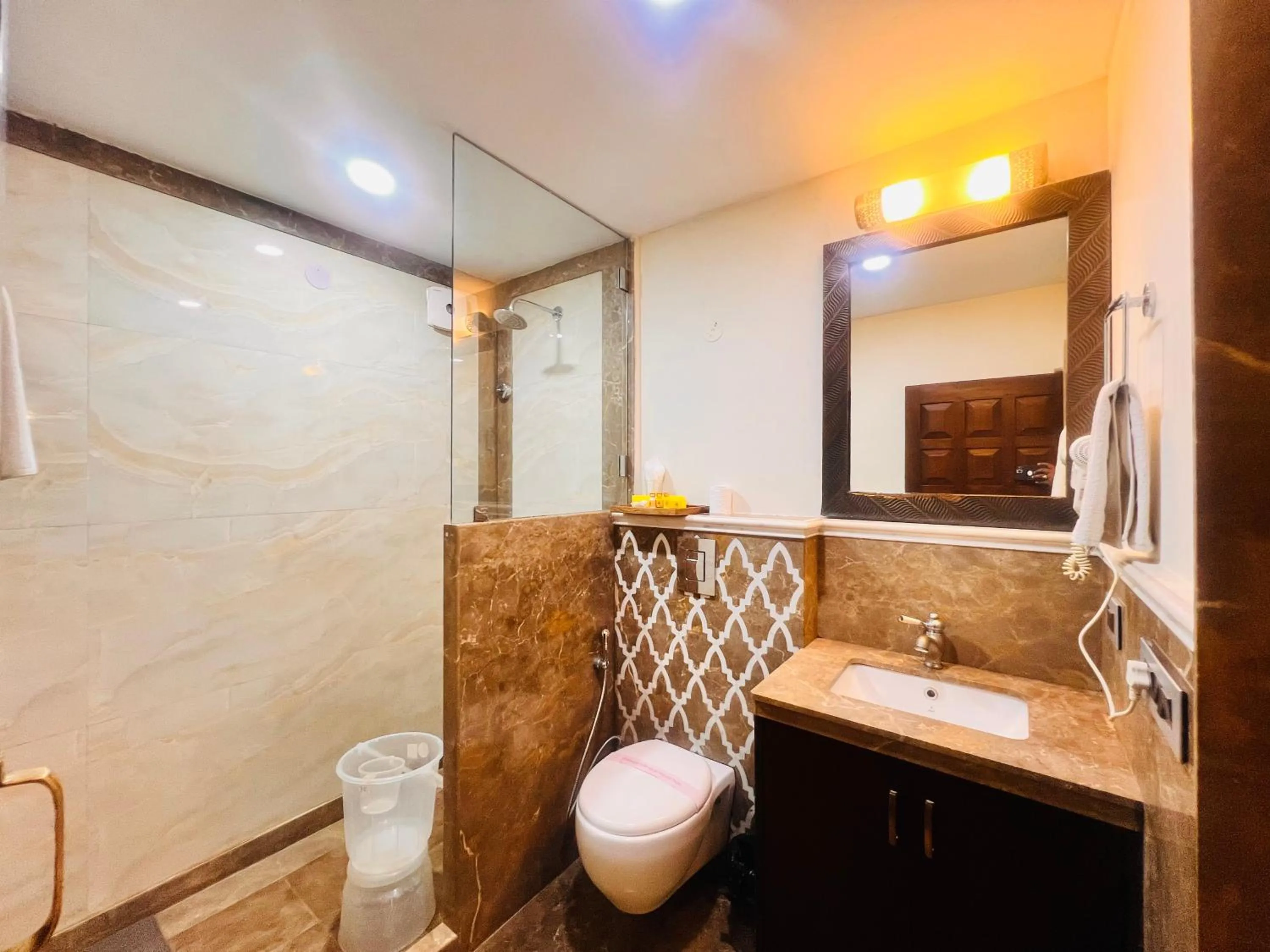 Bathroom in Laxmi Palace Heritage Boutique Hotel