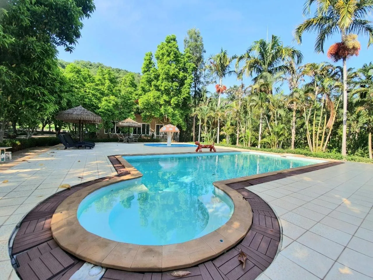 Swimming pool in Khao Yai Fantasy Resort