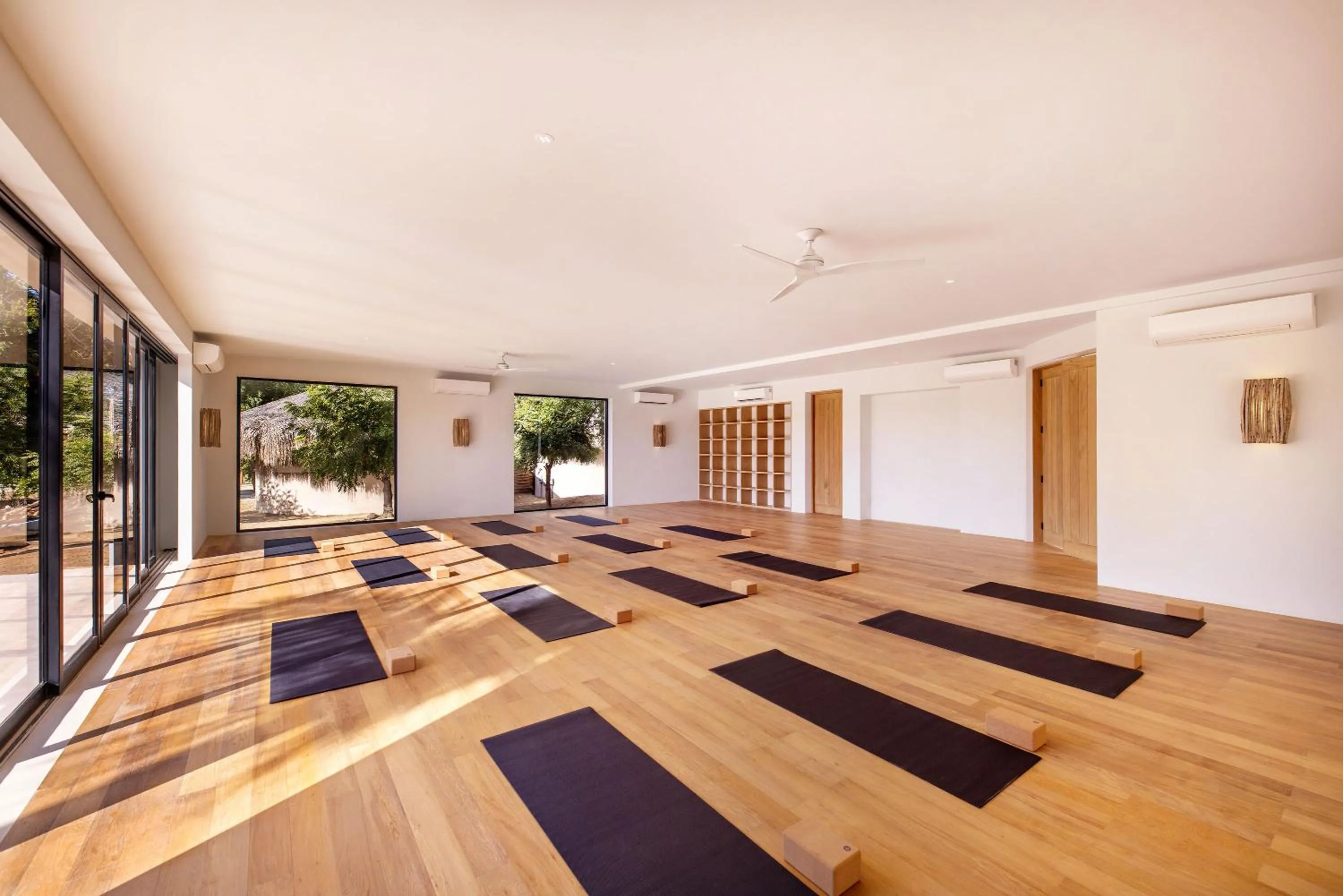 Garden in Kimpton Mas Olas Resort and Spa