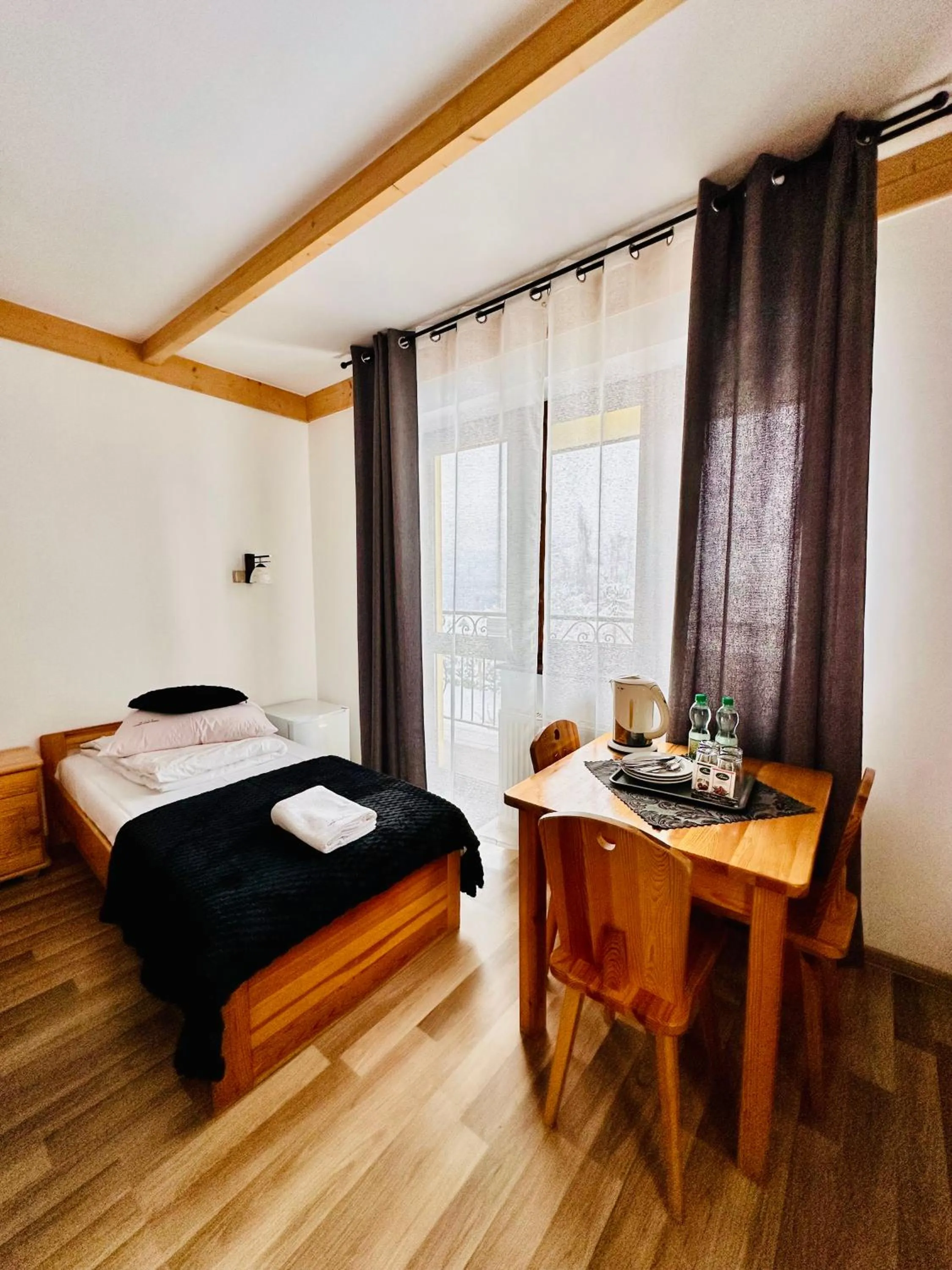 Photo of the whole room, Bed in Willa u podnóża Tatr Cztery Pory Roku