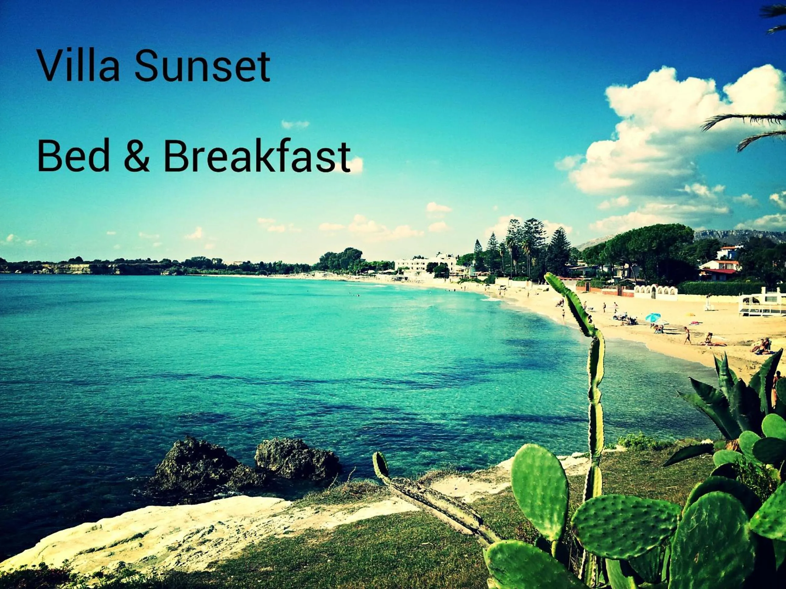 Beach in Villa Sunset B&B/Apartments