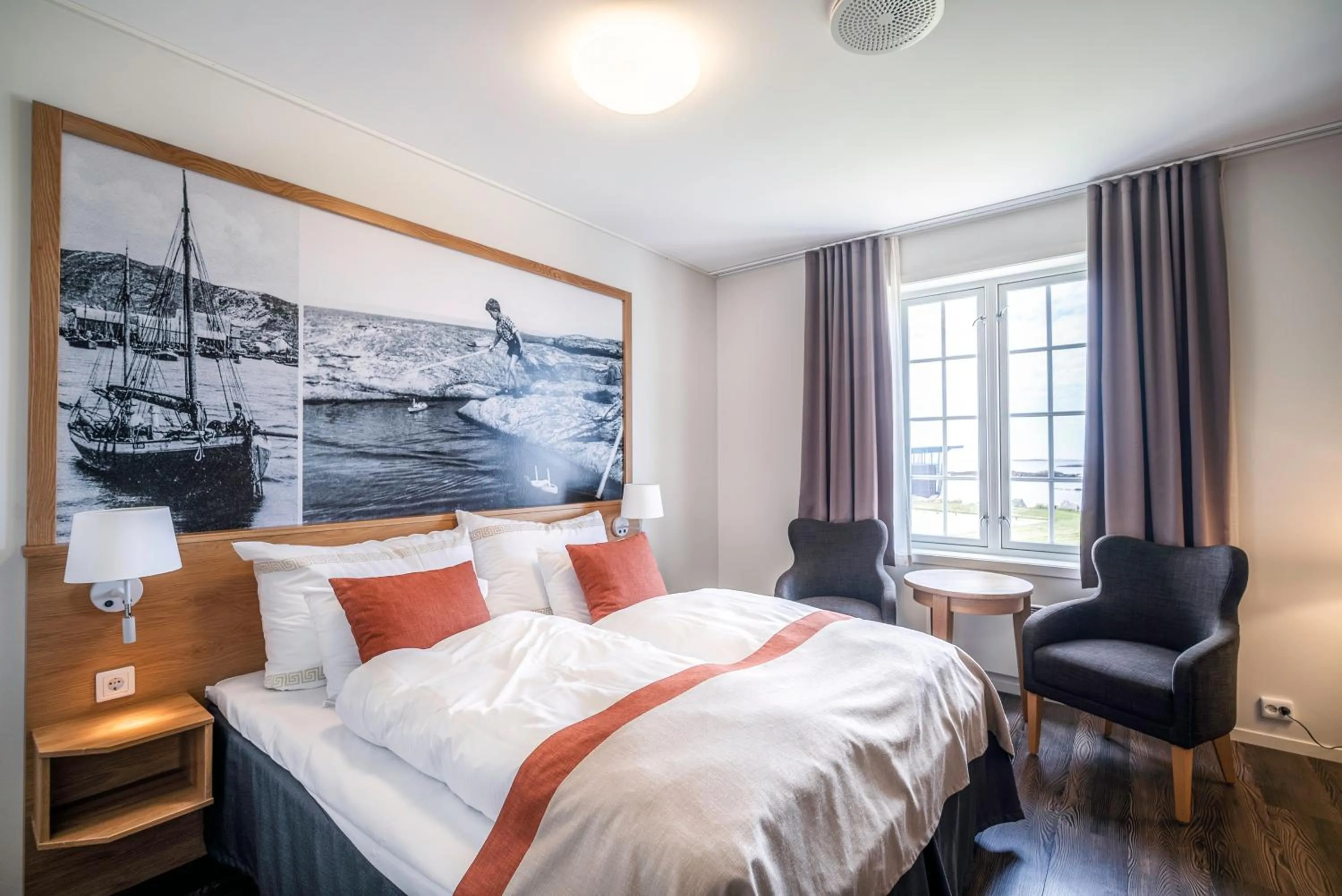 Bedroom, Bed in Finnøy Bryggehotell - by Classic Norway Hotels