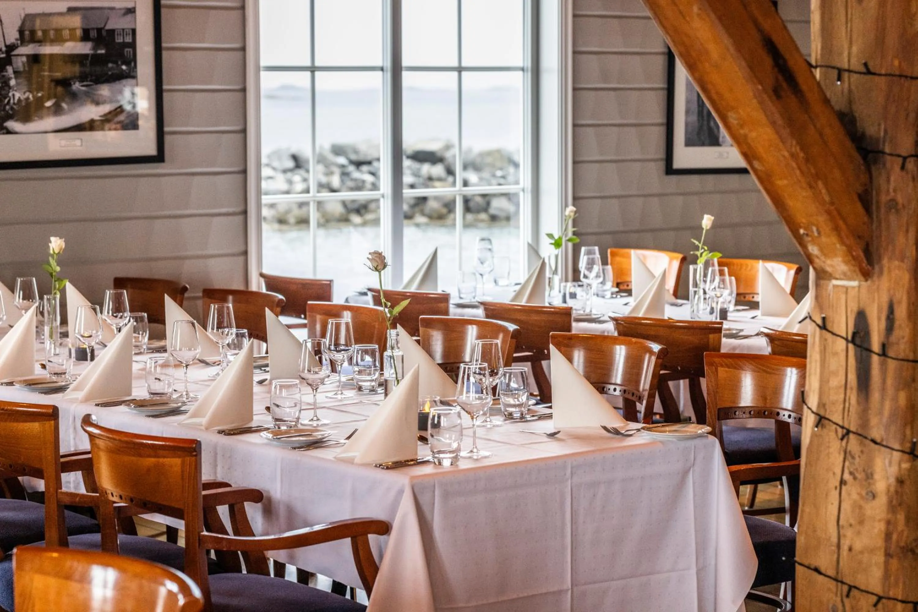 Restaurant/places to eat in Finnøy Bryggehotell - by Classic Norway Hotels