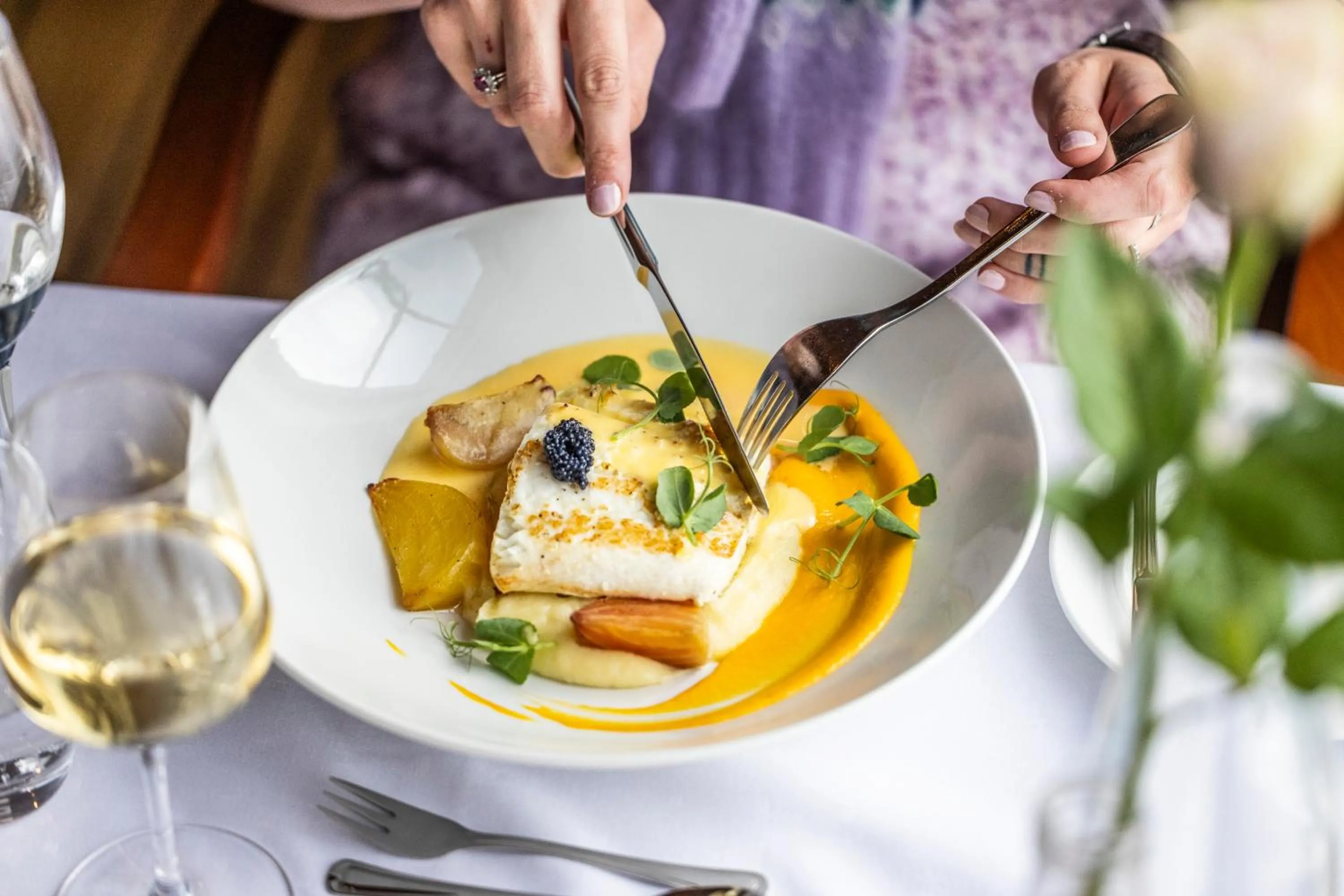 Restaurant/places to eat in Finnøy Bryggehotell - by Classic Norway Hotels