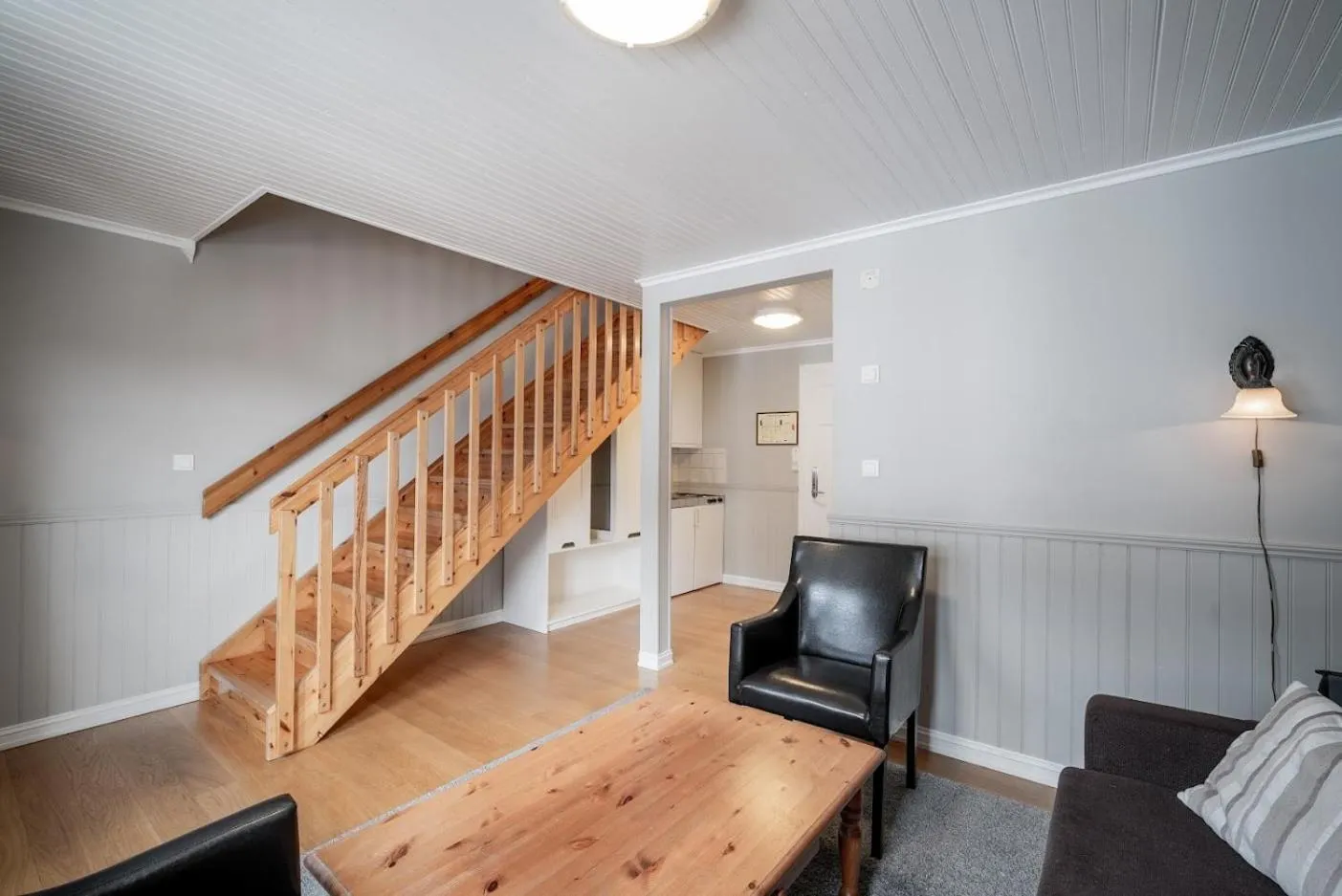 Living room in Finnøy Bryggehotell - by Classic Norway Hotels