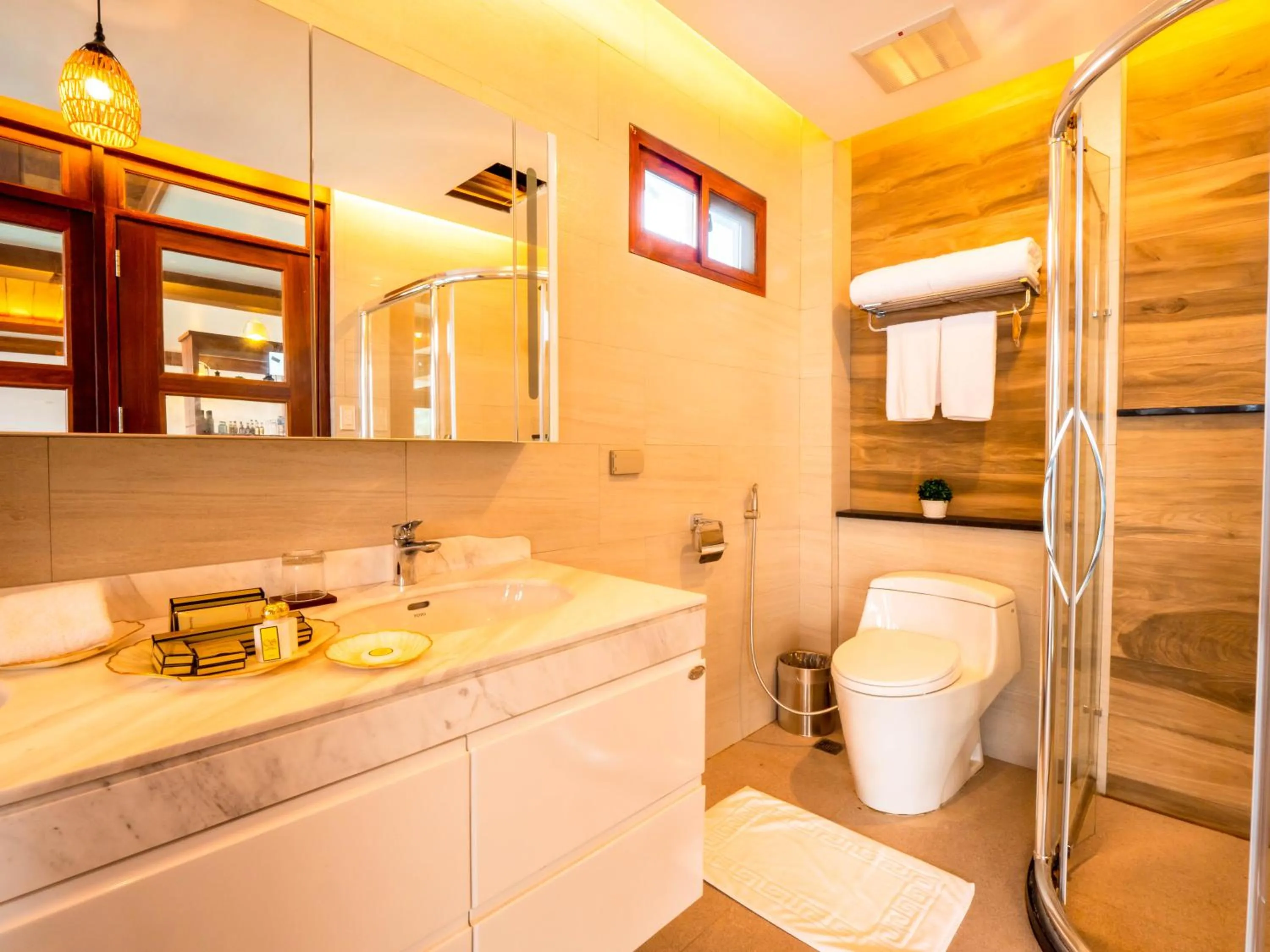 Bathroom in Sunlight Ecotourism Island Resort