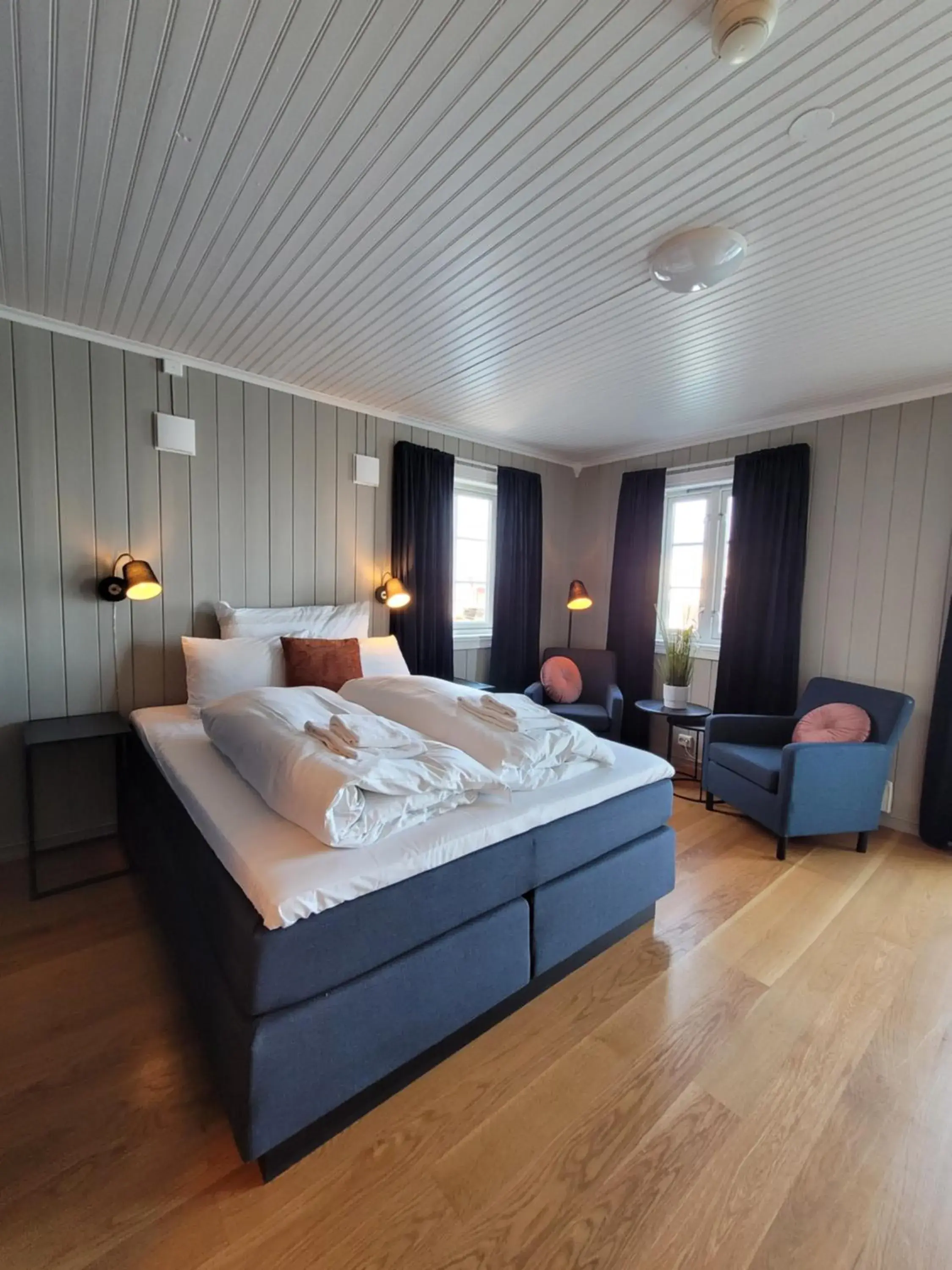 Double Room with Sea View in Ona Havstuer - by Classic Norway Hotels Double Room with Sea View in Ona Havstuer - by Classic Norway Hotels