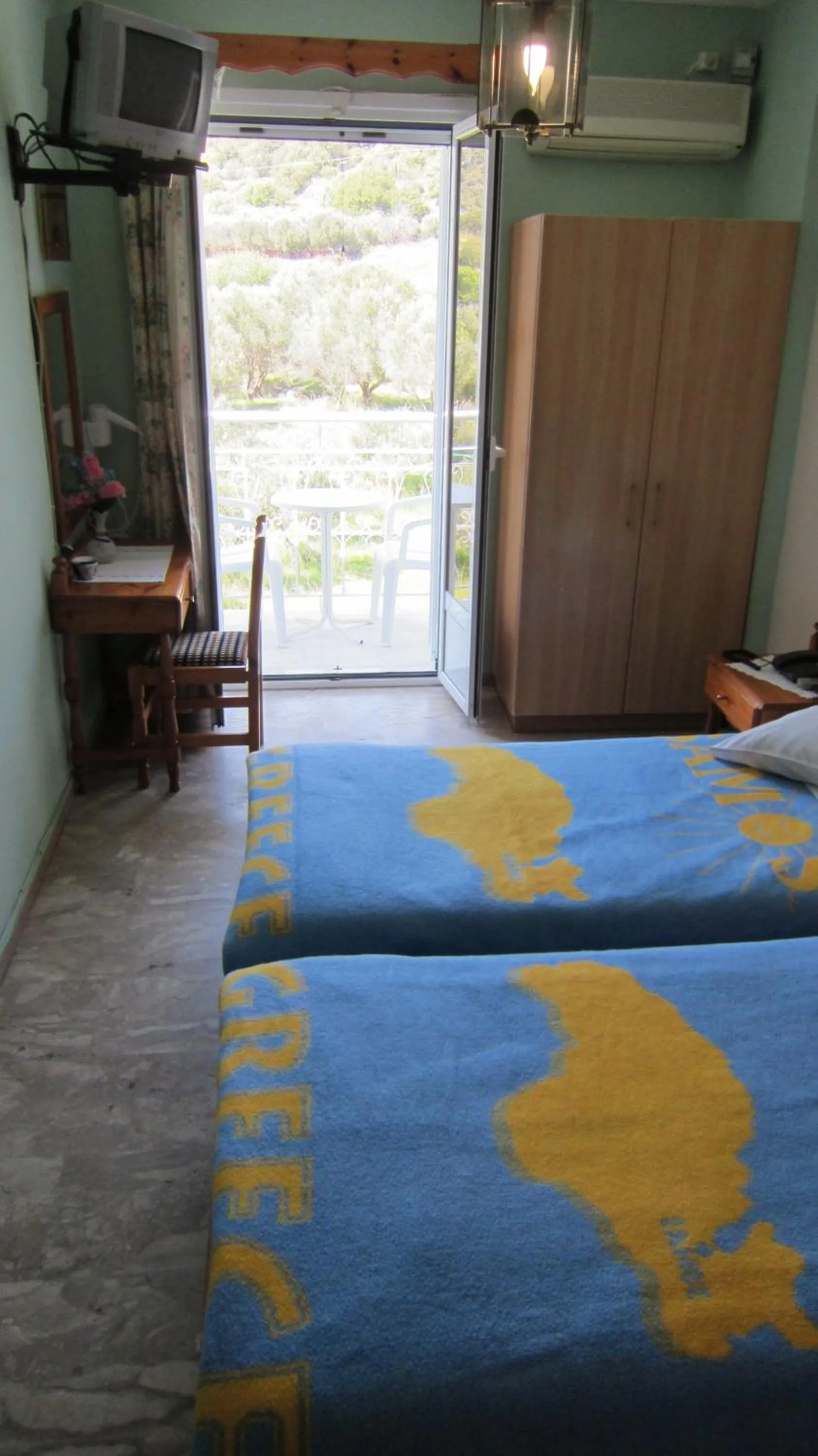 Bedroom, Bed in Sandalis Hotel