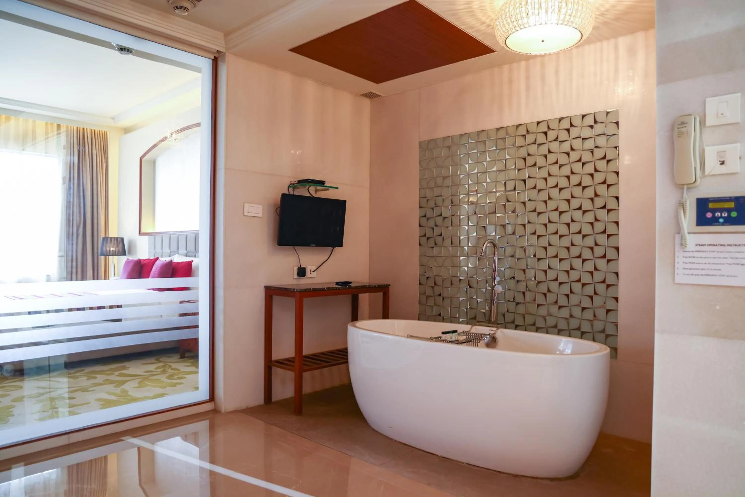 Toilet, Bed in Balaji Sarovar Premiere