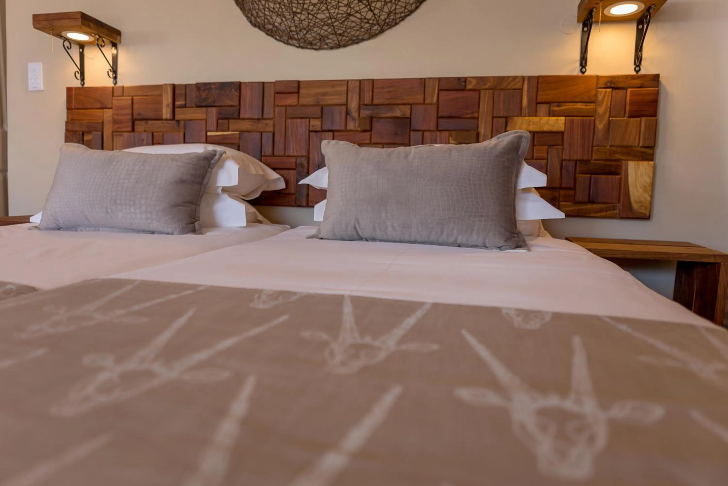 Bedroom, Bed in Sossusvlei Lodge